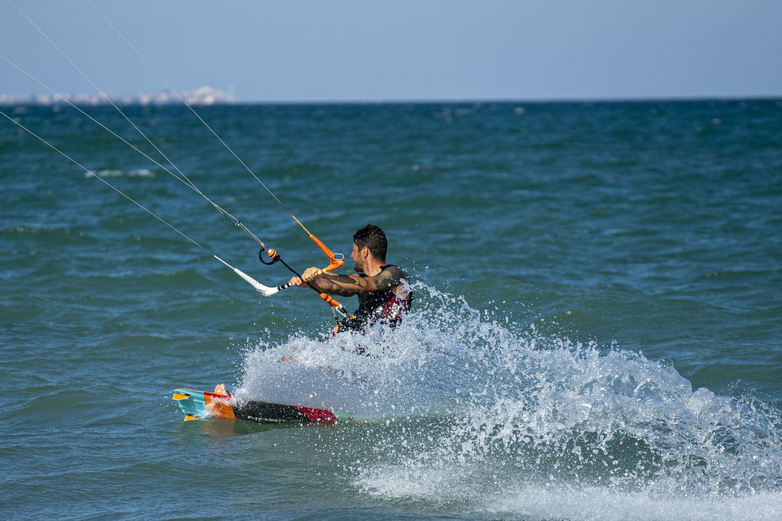 Sony a7 II + Sony FE 70-200mm F4 G OSS sample photo. Kite, surf, extreme photography