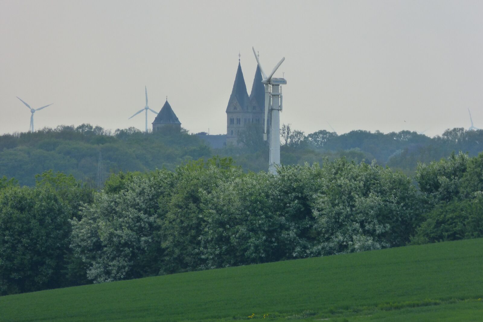 Panasonic Lumix DMC-FZ150 sample photo. Landscape, church, pinwheel photography
