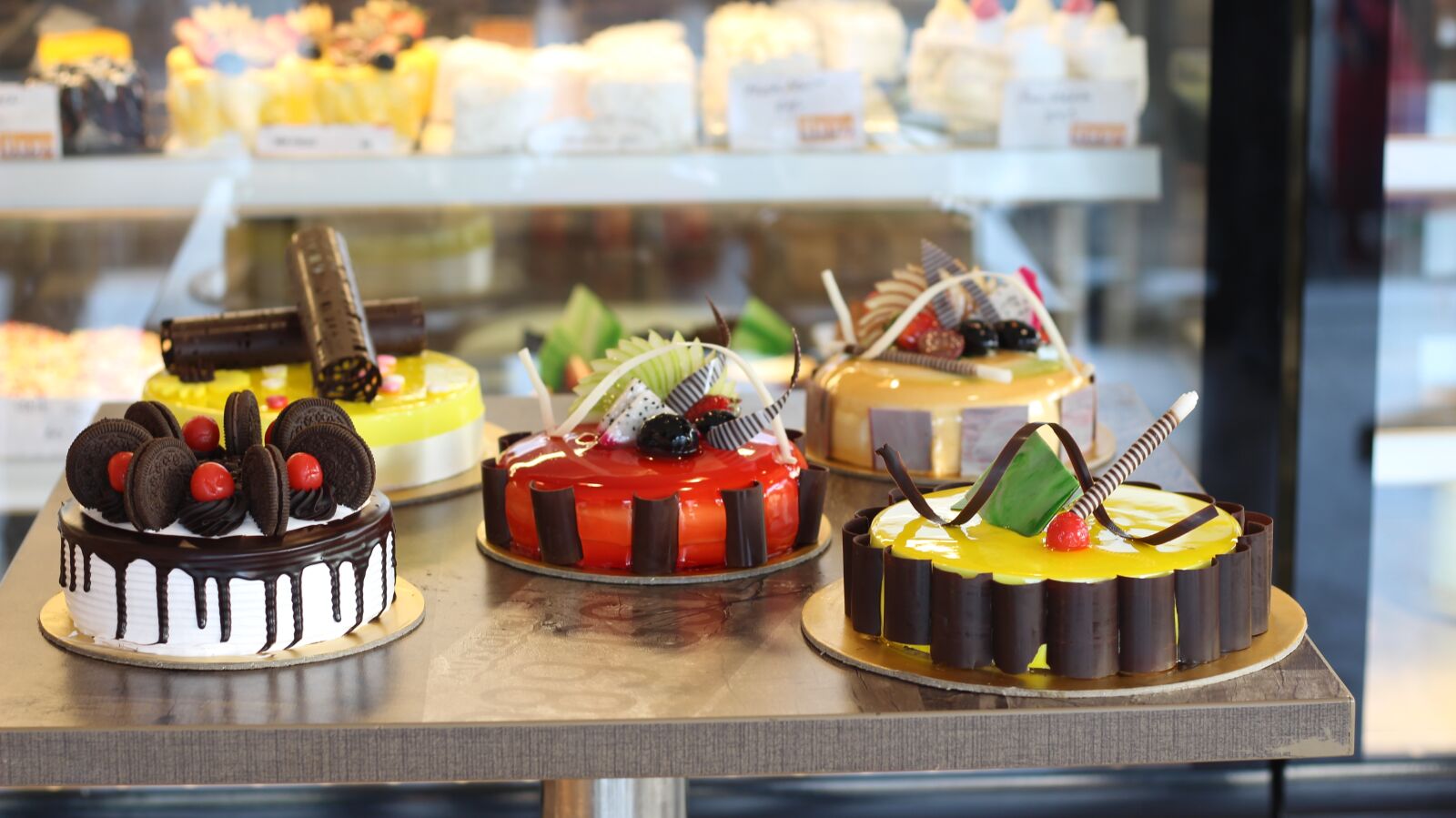Canon EOS 700D (EOS Rebel T5i / EOS Kiss X7i) + Canon EF 50mm F1.8 STM sample photo. Food, cake, delicious photography
