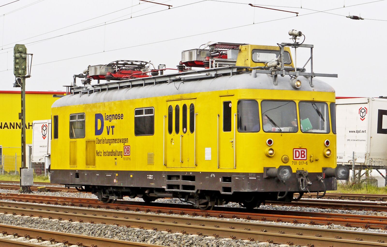 Panasonic Lumix DMC-G1 sample photo. Diesel railcar, rail service photography