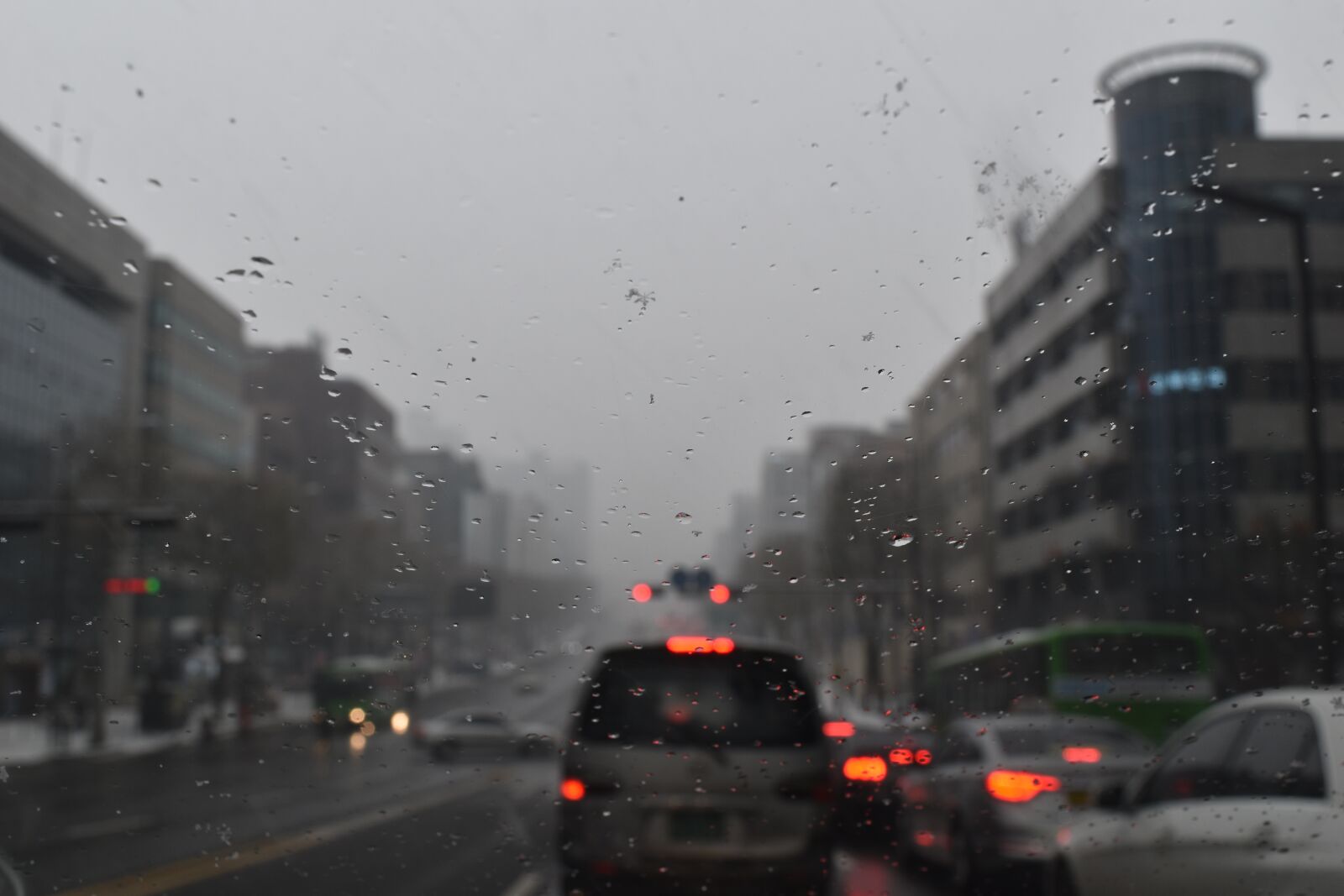 Nikon D5500 sample photo. Rain, car, wet photography