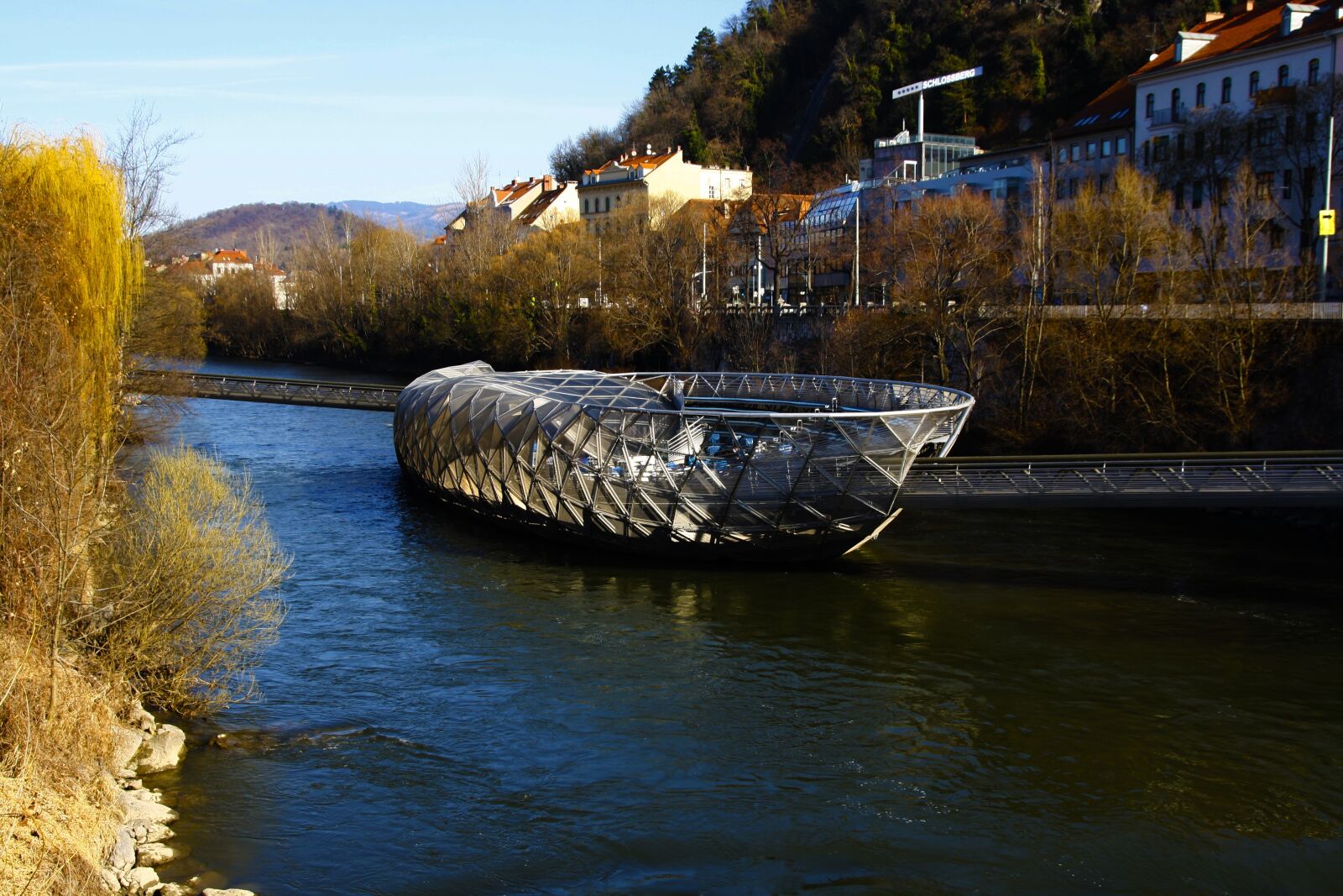 Canon EOS 1000D (EOS Digital Rebel XS / EOS Kiss F) sample photo. Island, murinsel, graz photography