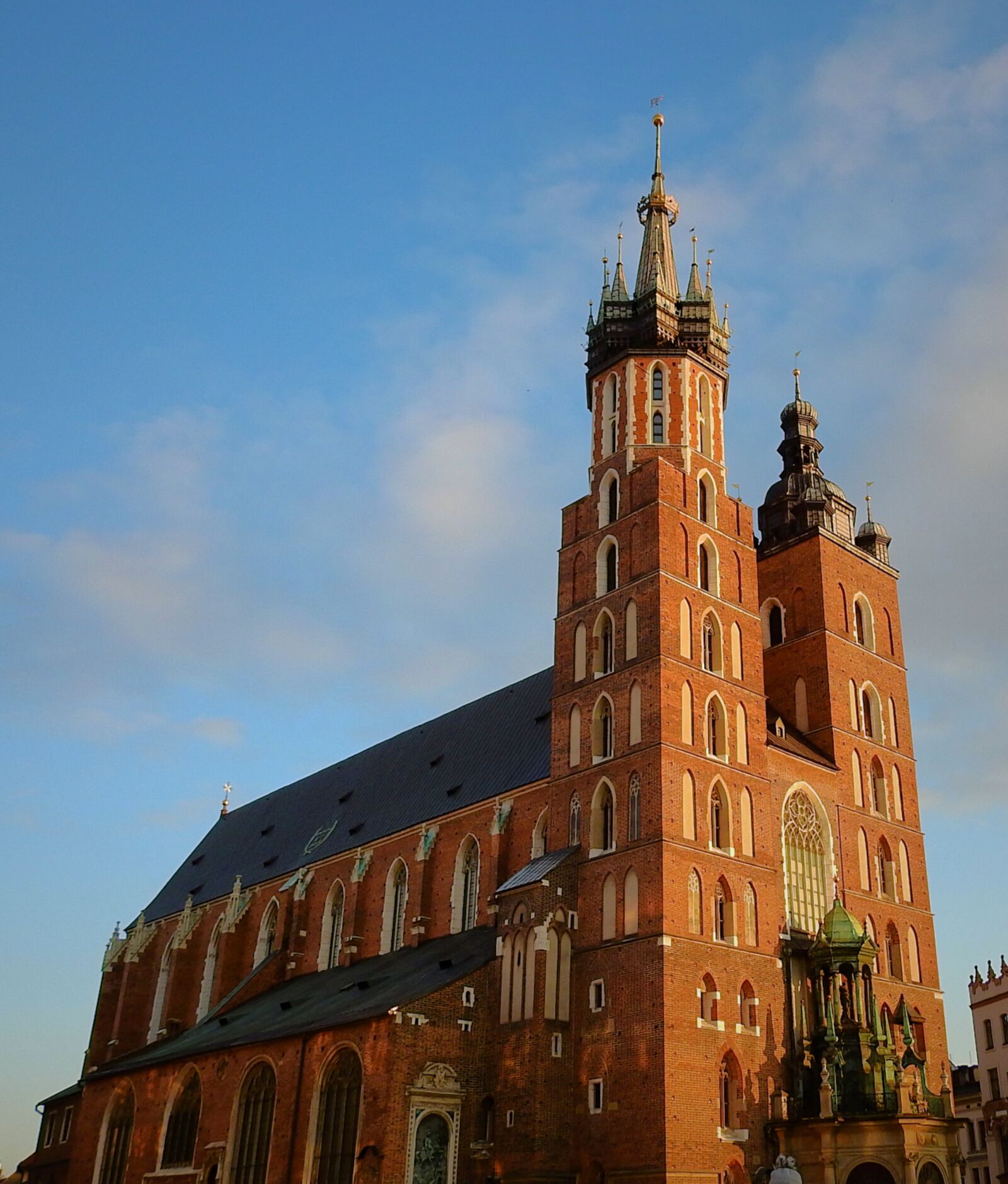 Nikon Coolpix P900 sample photo. St mary's church, krak photography