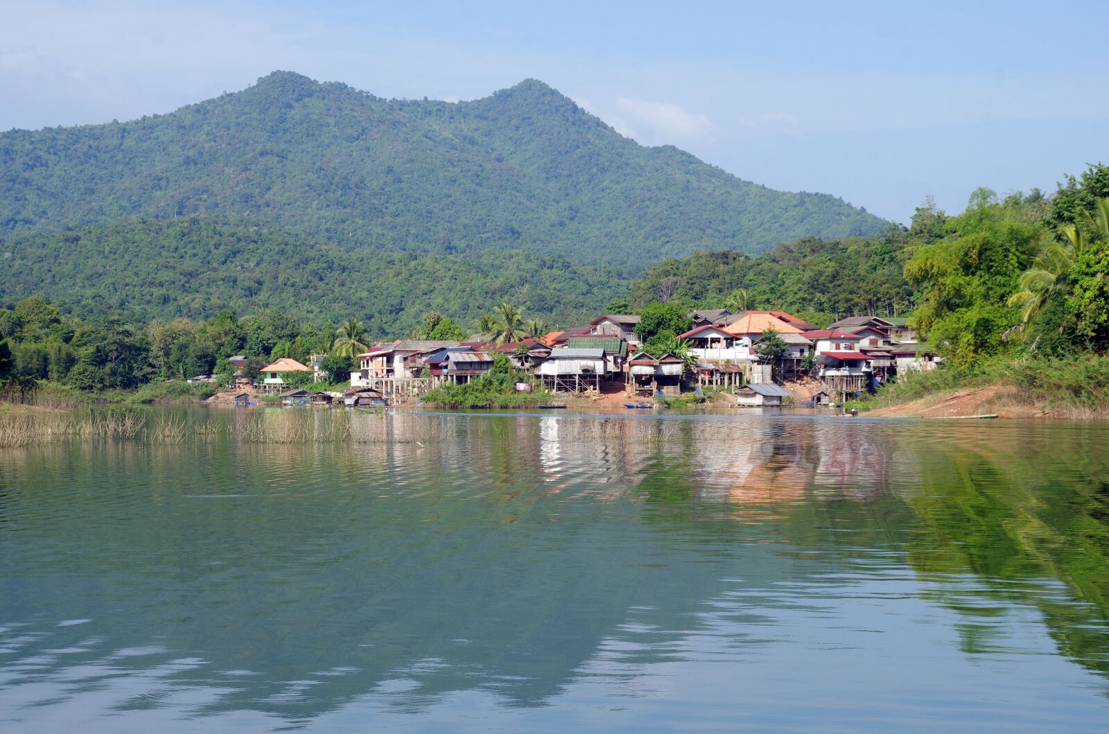 Pentax K-5 sample photo. Laos, lake, house photography