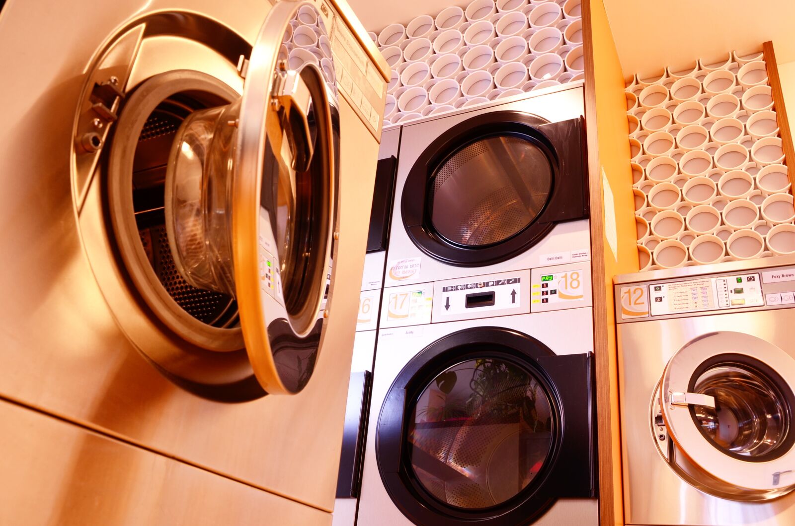 Nikon D5100 sample photo. Washing machine, dryer, launderette photography