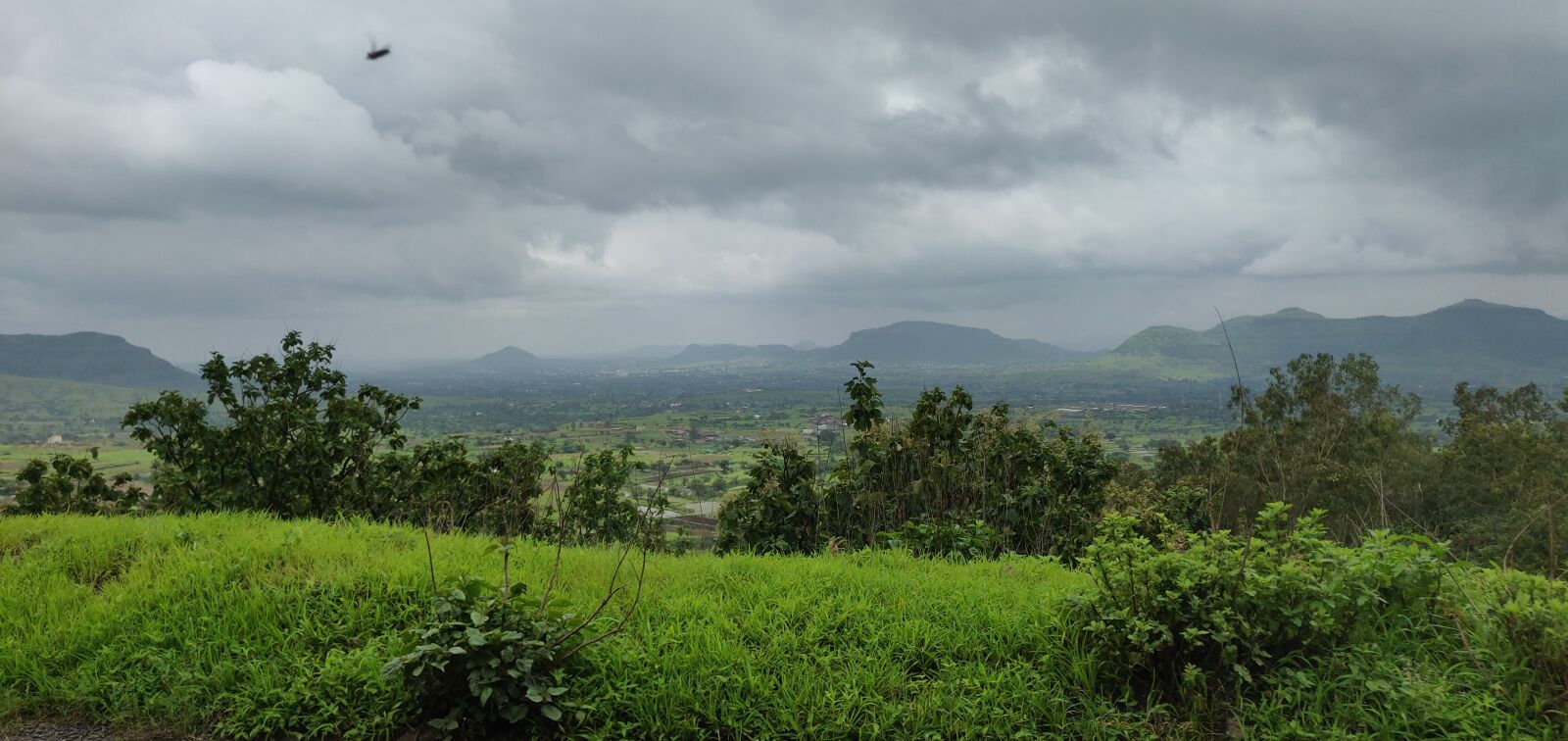 OnePlus A6000 sample photo. Cloud, rainy season, outdoor photography