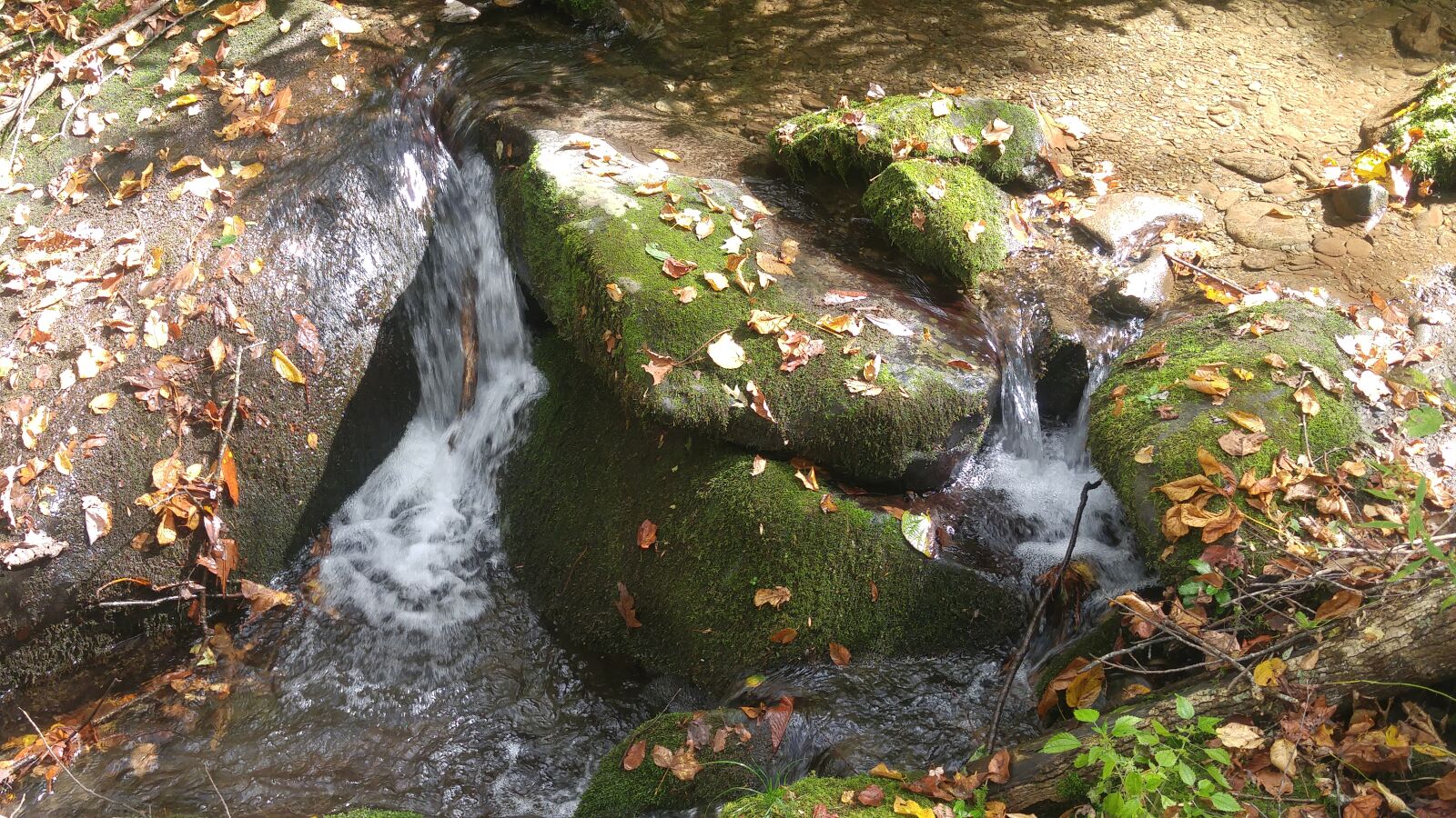 LG G4 sample photo. Falling, water, mountain, stream photography