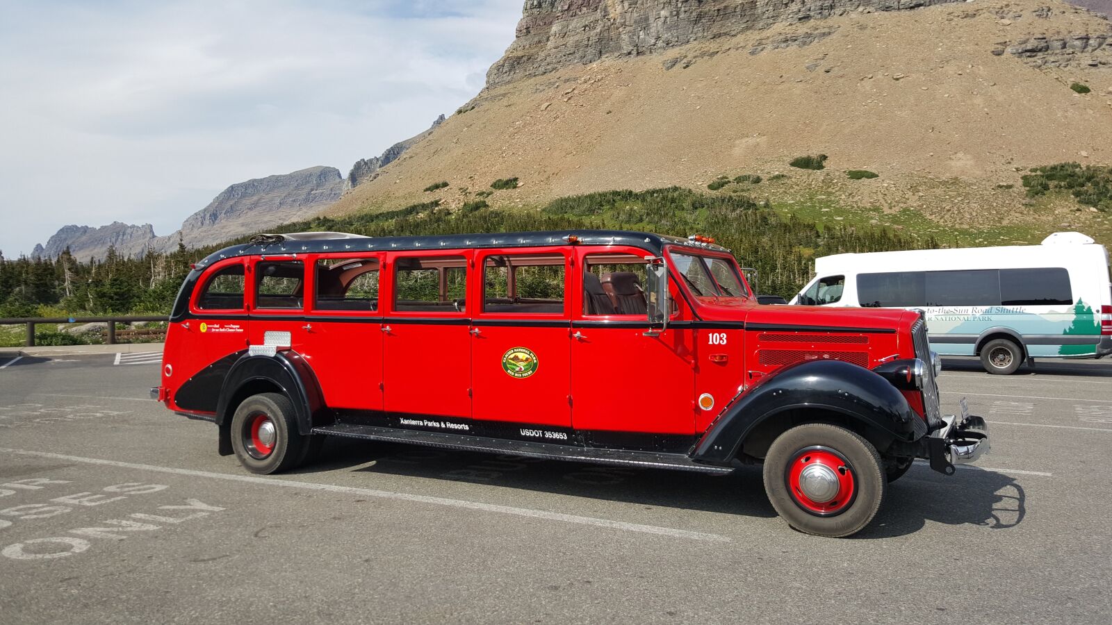 Samsung GALAXY S6 edge sample photo. Glacier national park, bus photography