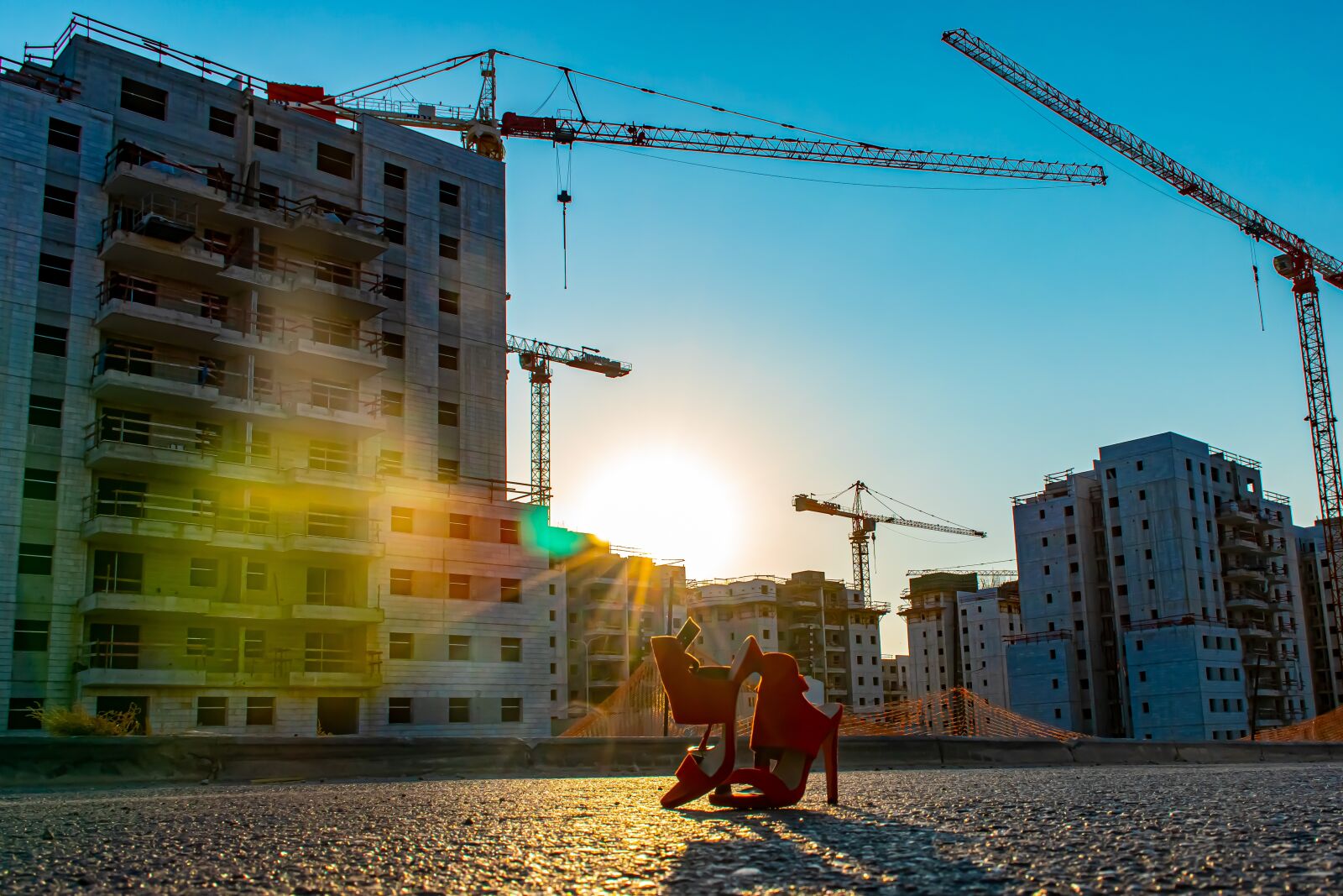 Nikon D5600 sample photo. Shoes, cranes, buildings photography