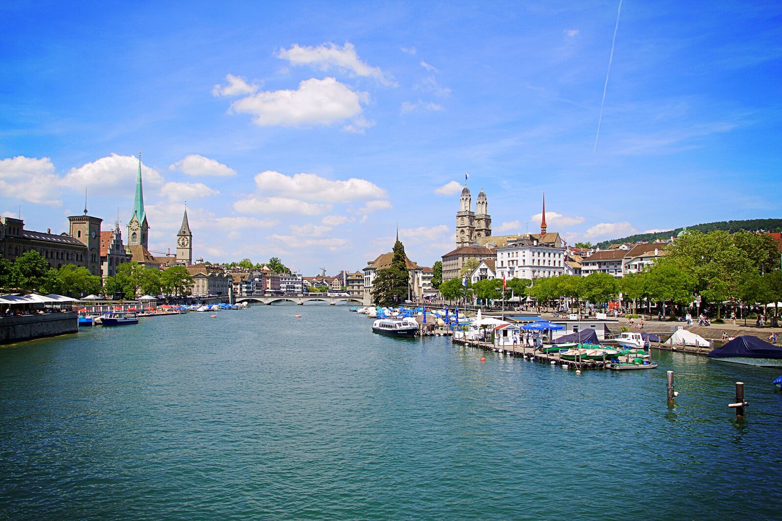 Canon EOS 600D (Rebel EOS T3i / EOS Kiss X5) sample photo. Zurich, switzerland, st peter photography