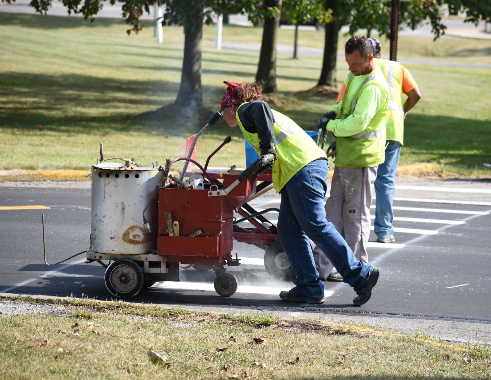 Nikon D5500 sample photo. Paint, crosswalk, road photography