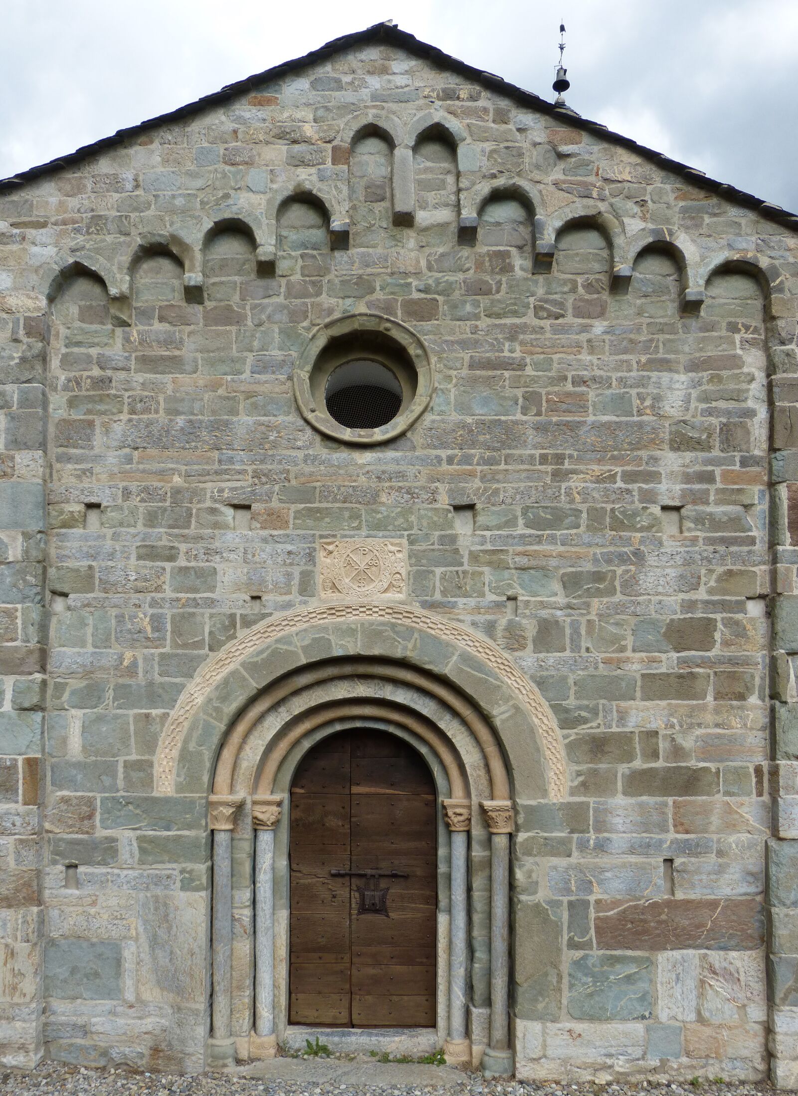 Panasonic DMC-FZ62 sample photo. Romanesque church, l'assumpci of photography