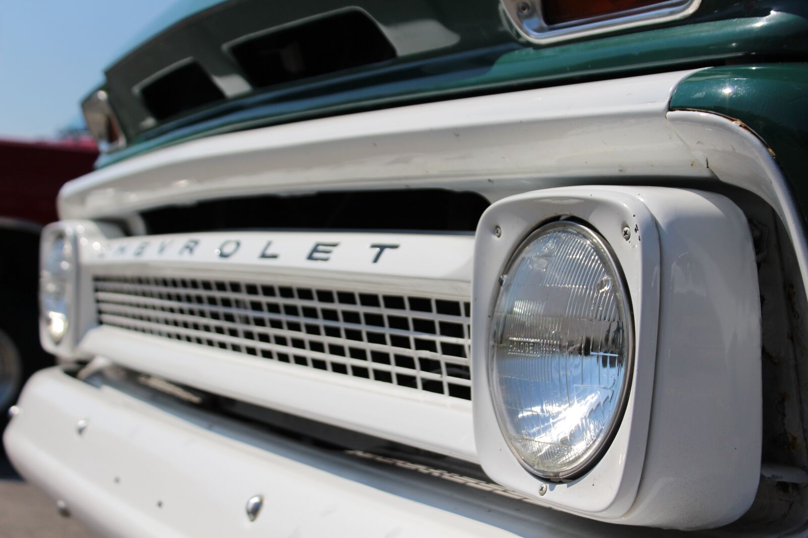 Canon EOS 650D (EOS Rebel T4i / EOS Kiss X6i) sample photo. Chevy, chevrolet, vintage photography