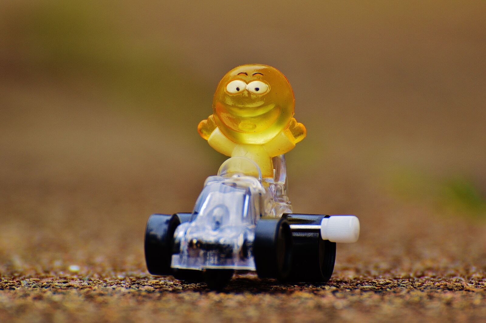 Nikon D3200 sample photo. Racing car, figure, funny photography