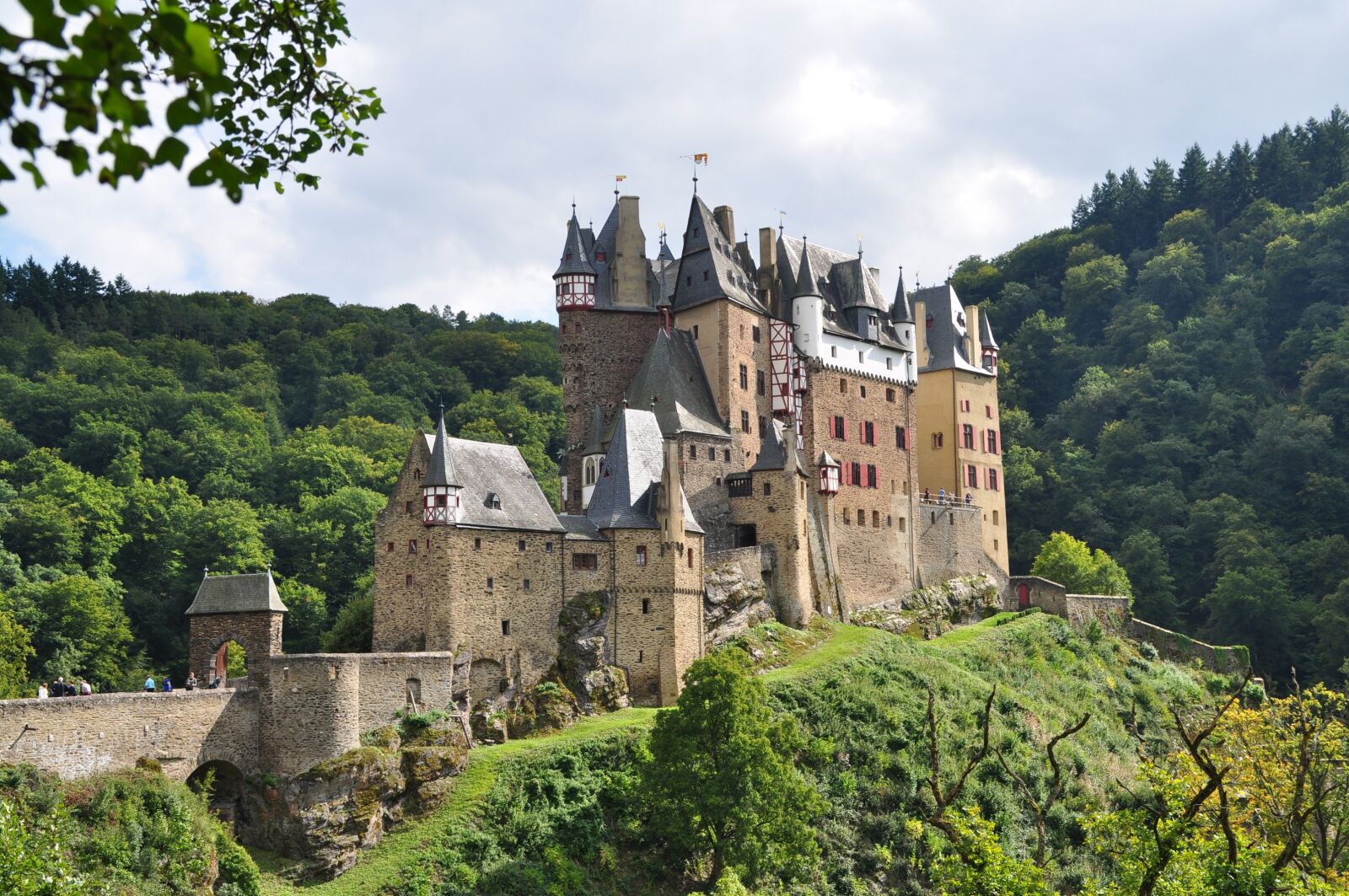 Nikon D5000 sample photo. Burgeltz, mosel, castle photography