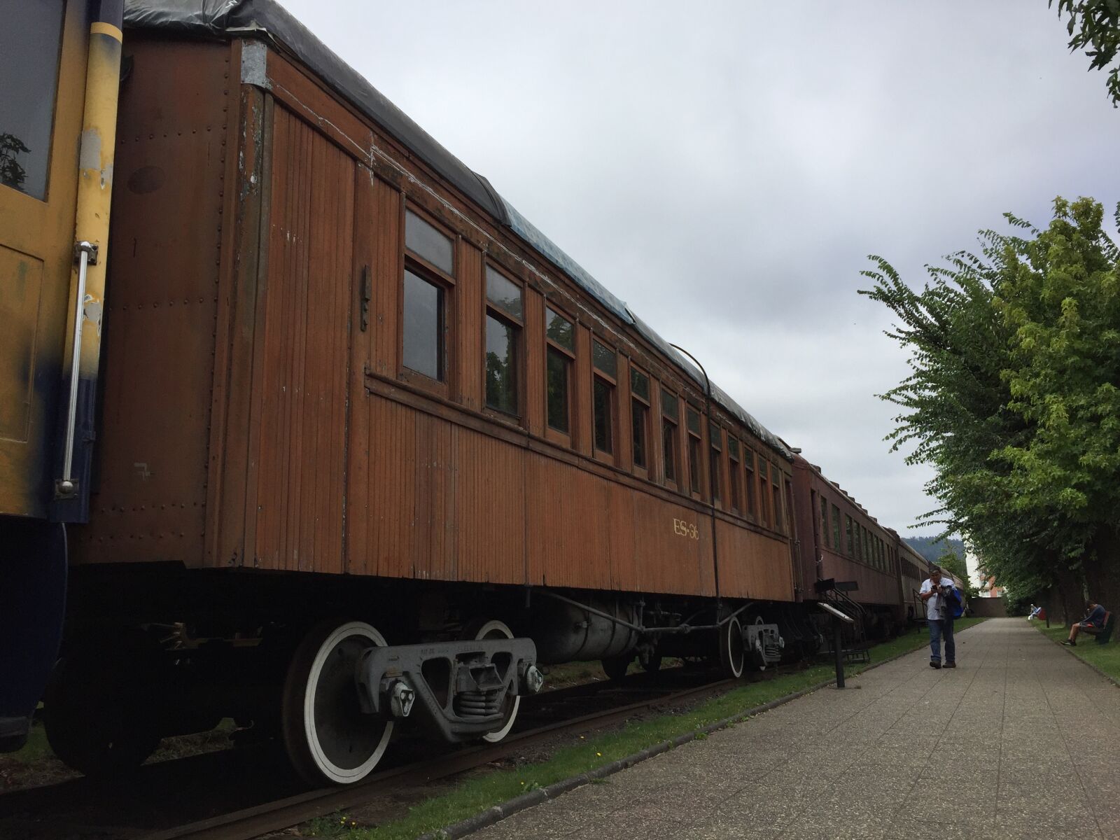 Apple iPhone 6 sample photo. Tren, carro, viaje photography