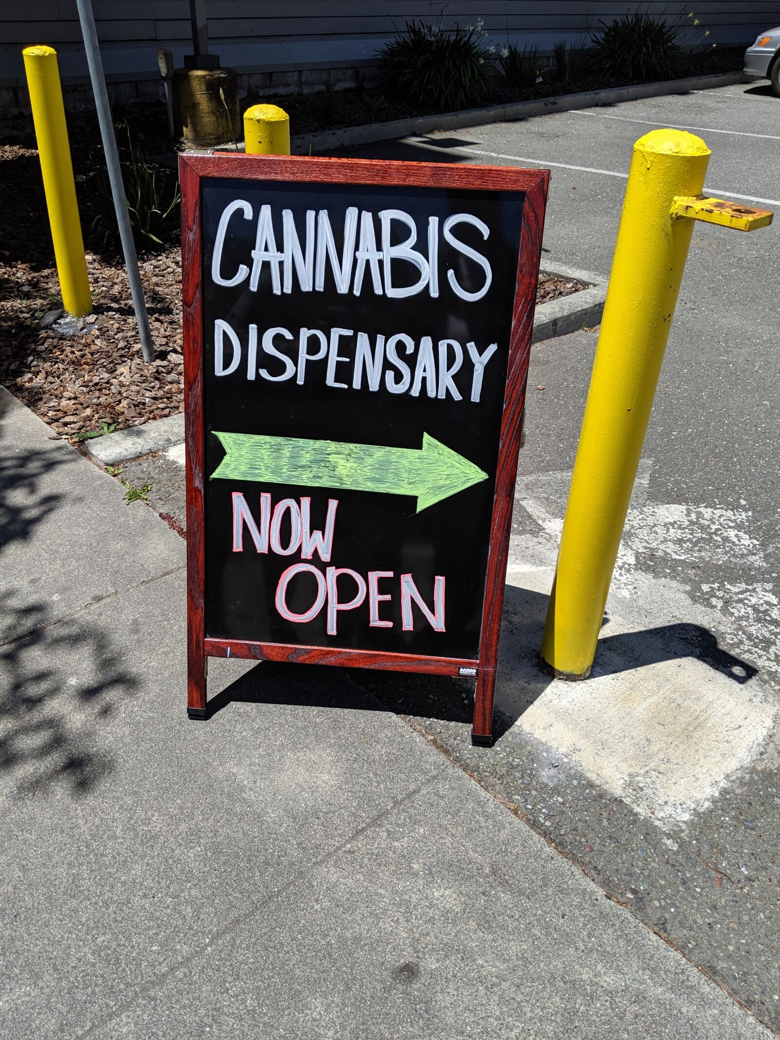 Google Pixel 3 sample photo. Cannabis, sign, dispensary photography