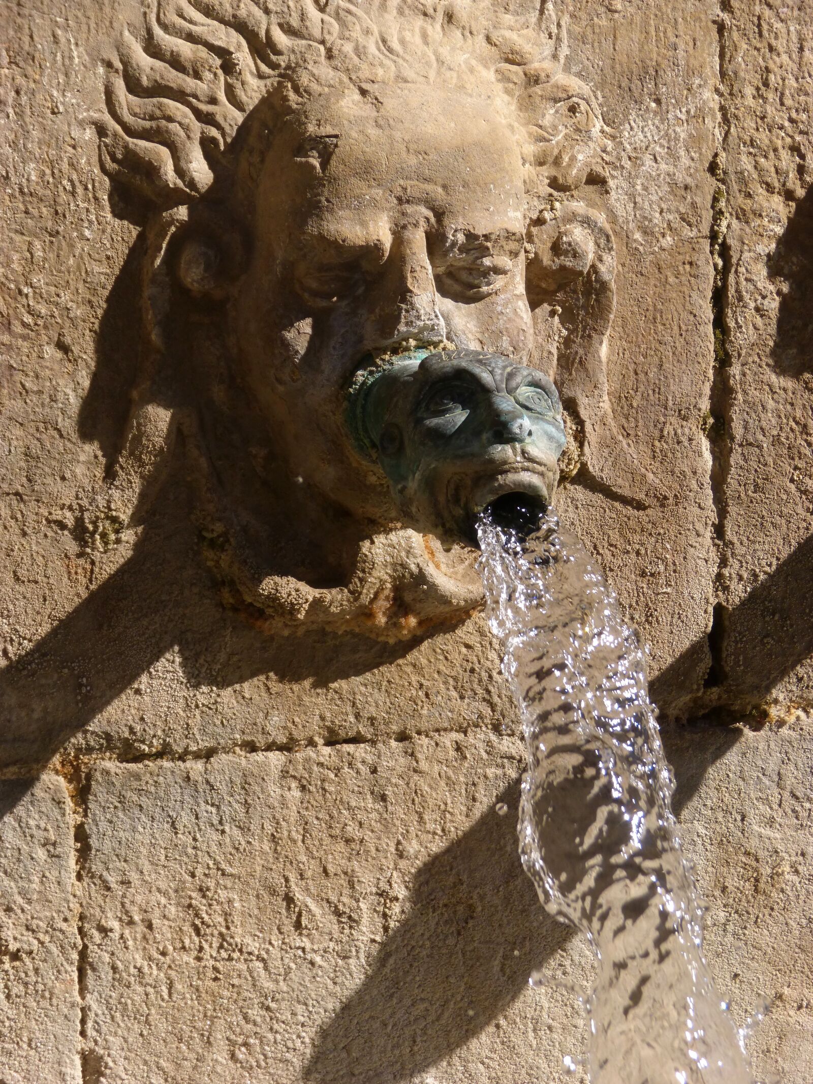 Panasonic DMC-FZ62 sample photo. Source, water, jet thirst photography