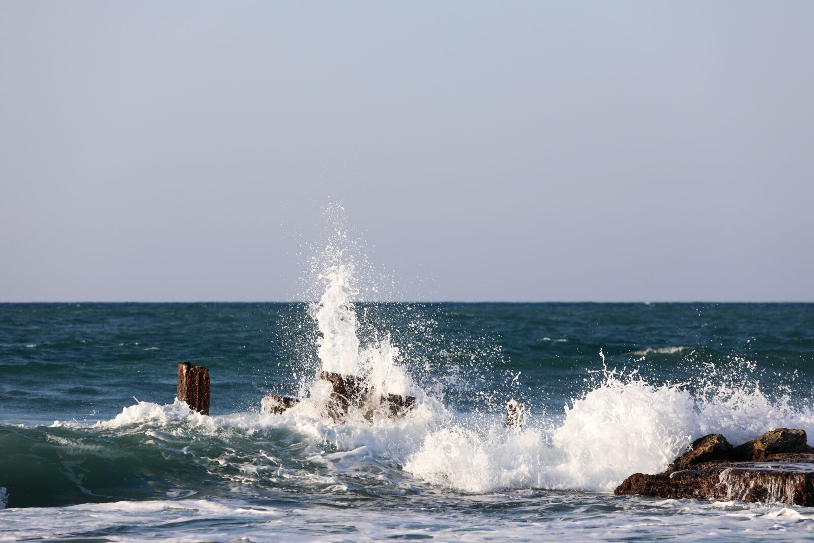Canon EOS 5D Mark IV + Canon EF 70-200mm F2.8L USM sample photo. Sea, beach, summer photography
