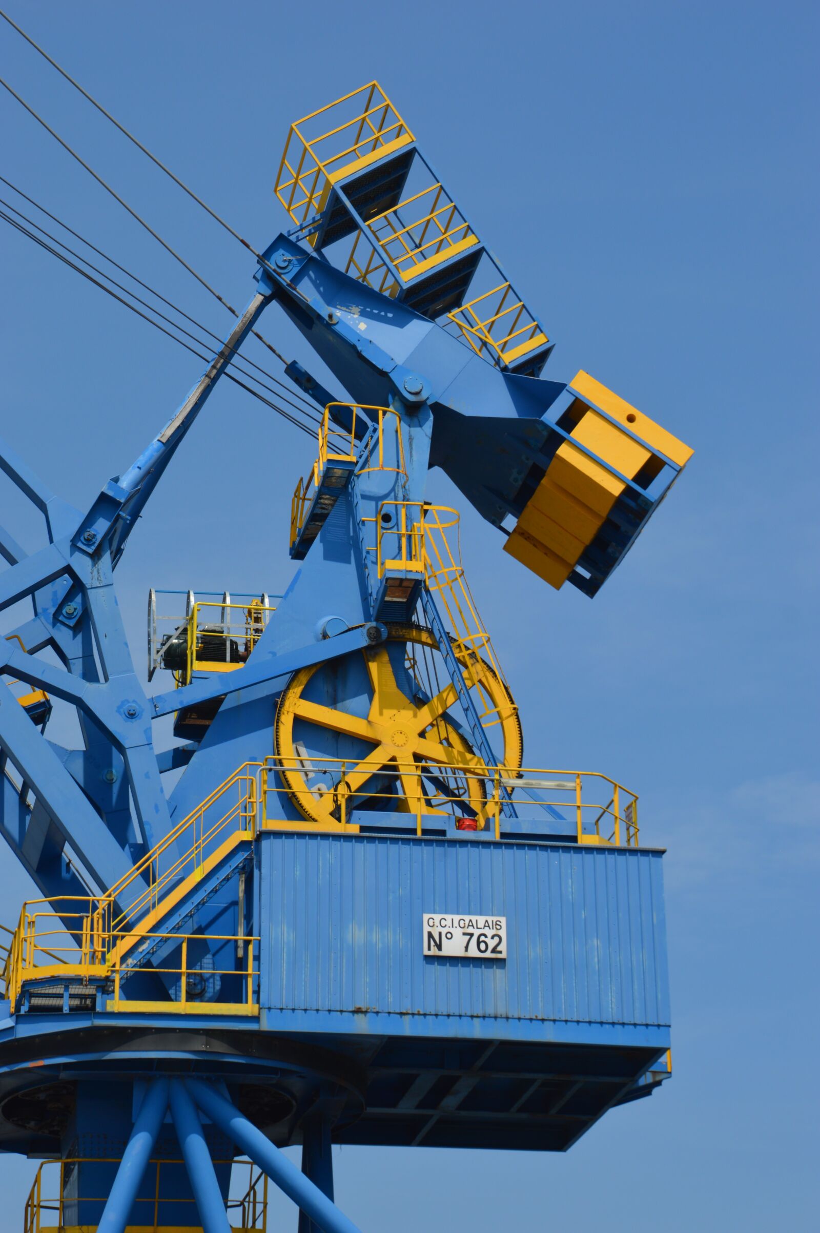 Nikon D3200 sample photo. Equipment, charger ship, port photography