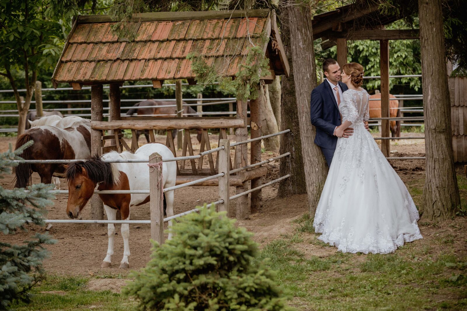Canon EF 70-200mm F2.8L IS II USM sample photo. Bride, wedding venue, groom photography