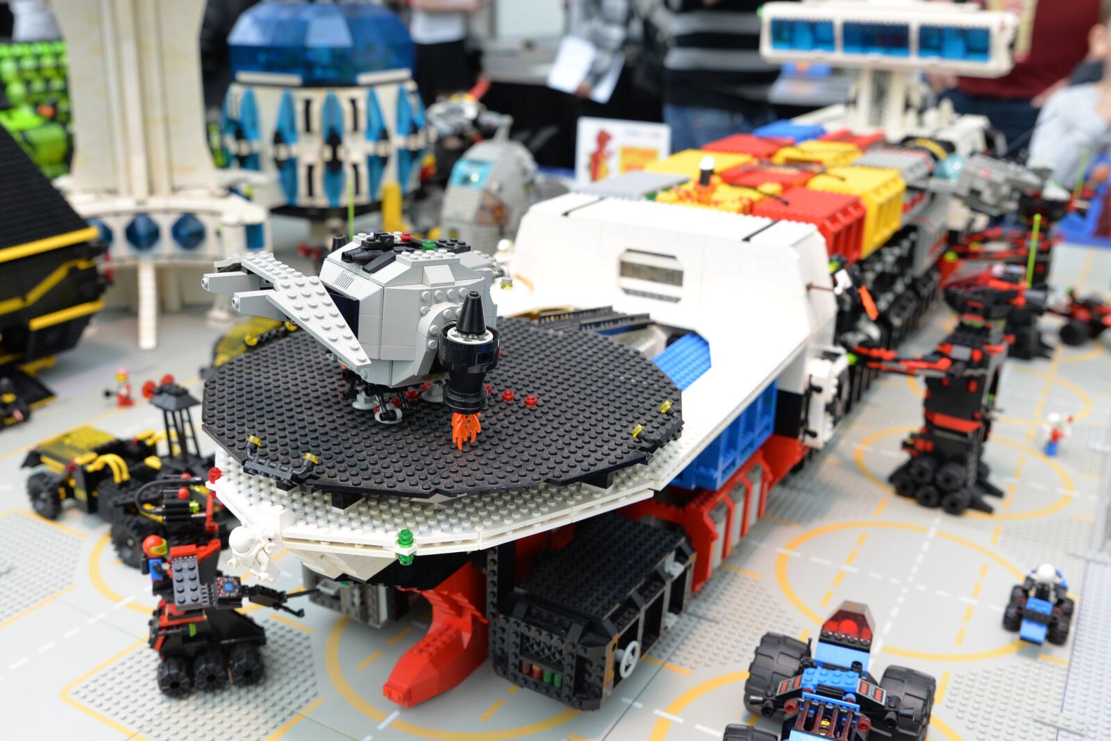 Nikon D610 sample photo. Lego, toys, comic-con photography