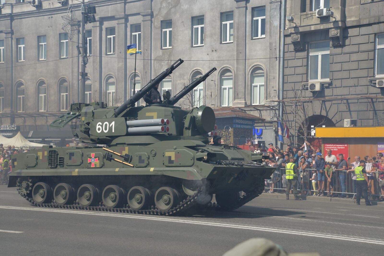 Nikon D610 sample photo. Independence day, parade, khreshchatyk photography