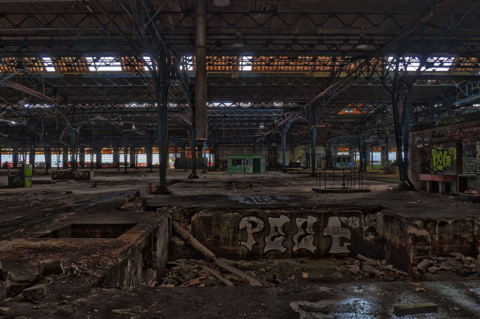 Olympus OM-D E-M10 sample photo. Lost places, pforphoto, old photography