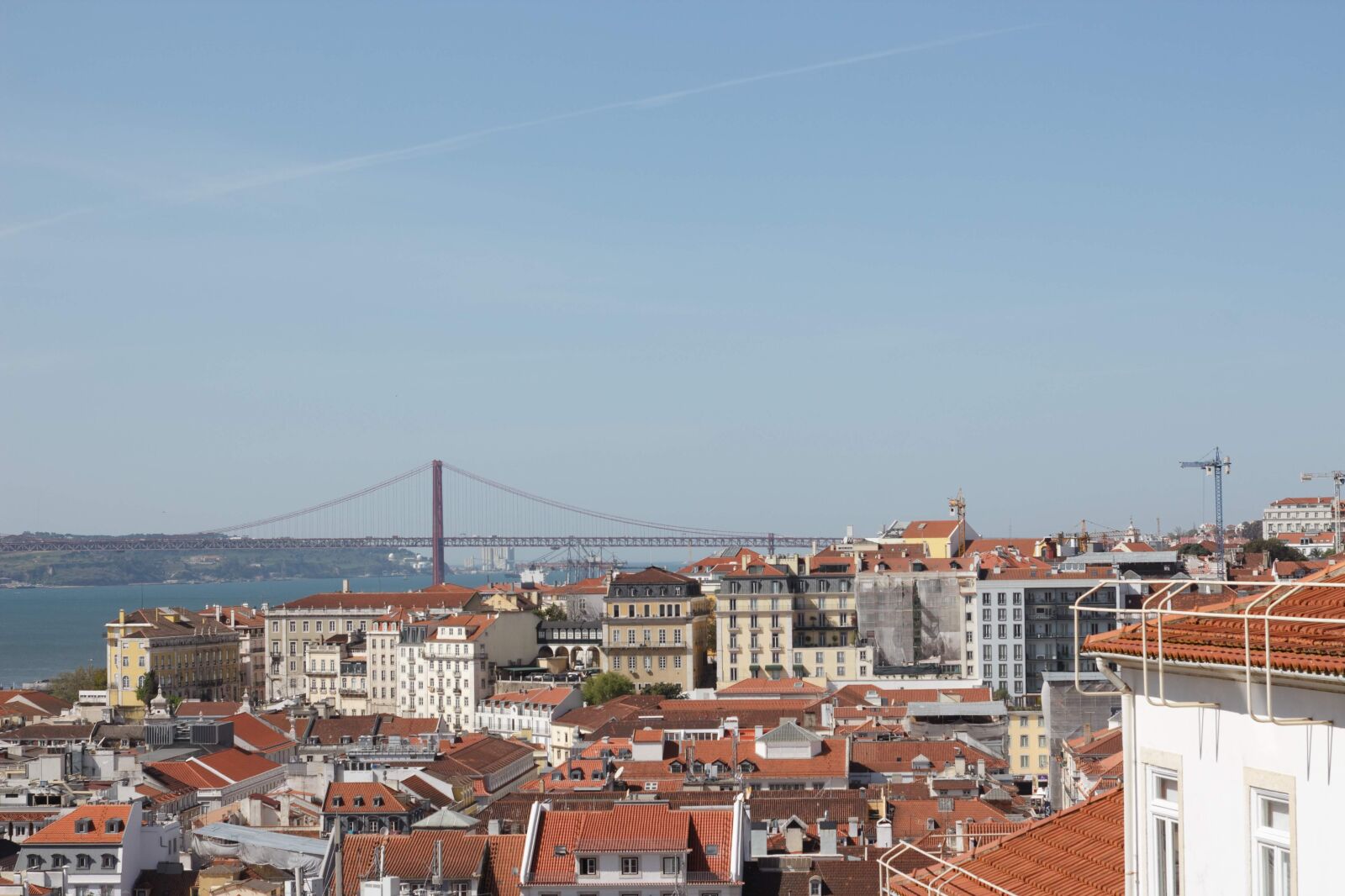 Canon EOS 700D (EOS Rebel T5i / EOS Kiss X7i) sample photo. Lisbon, portugal, skyline photography