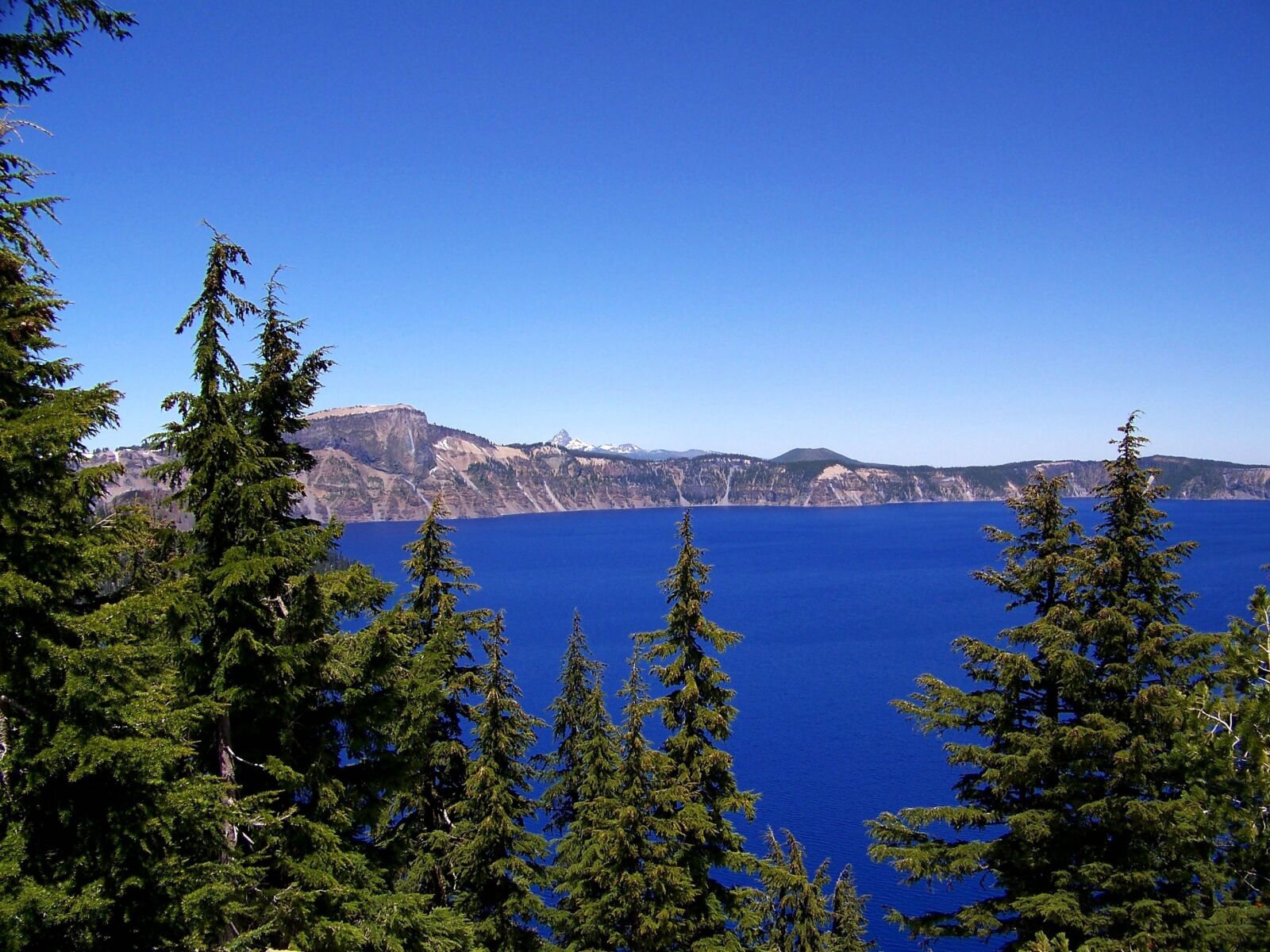Kodak Z712 IS ZOOM DIGITAL CAMERA sample photo. Crater lake, oregon, lake photography