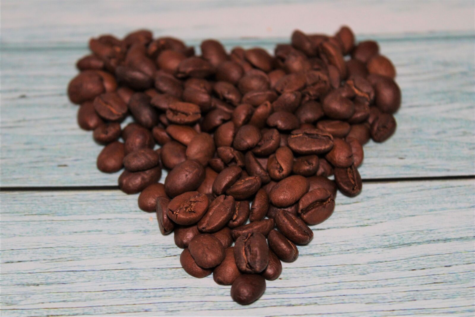 Canon EOS 2000D (EOS Rebel T7 / EOS Kiss X90 / EOS 1500D) sample photo. Coffee, beans, coffee beans photography