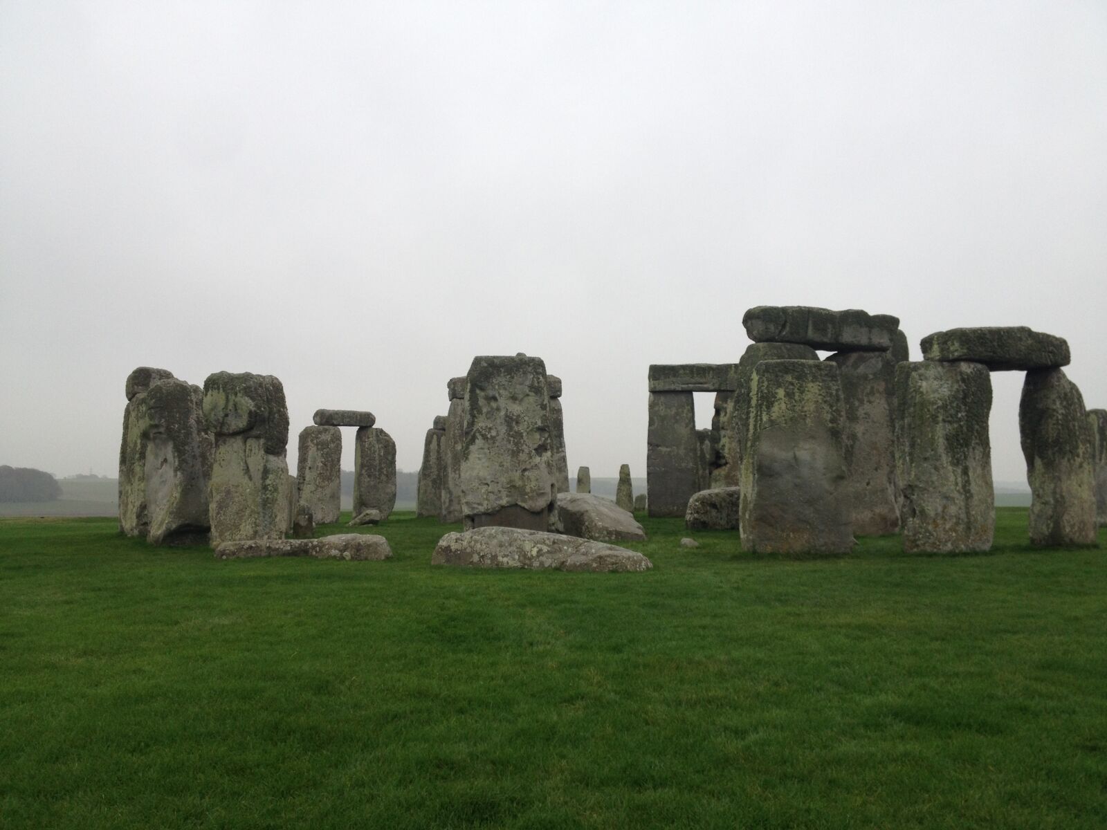 iPhone 4S back camera 4.28mm f/2.4 sample photo. United kingdom, stonehenge, mystery photography