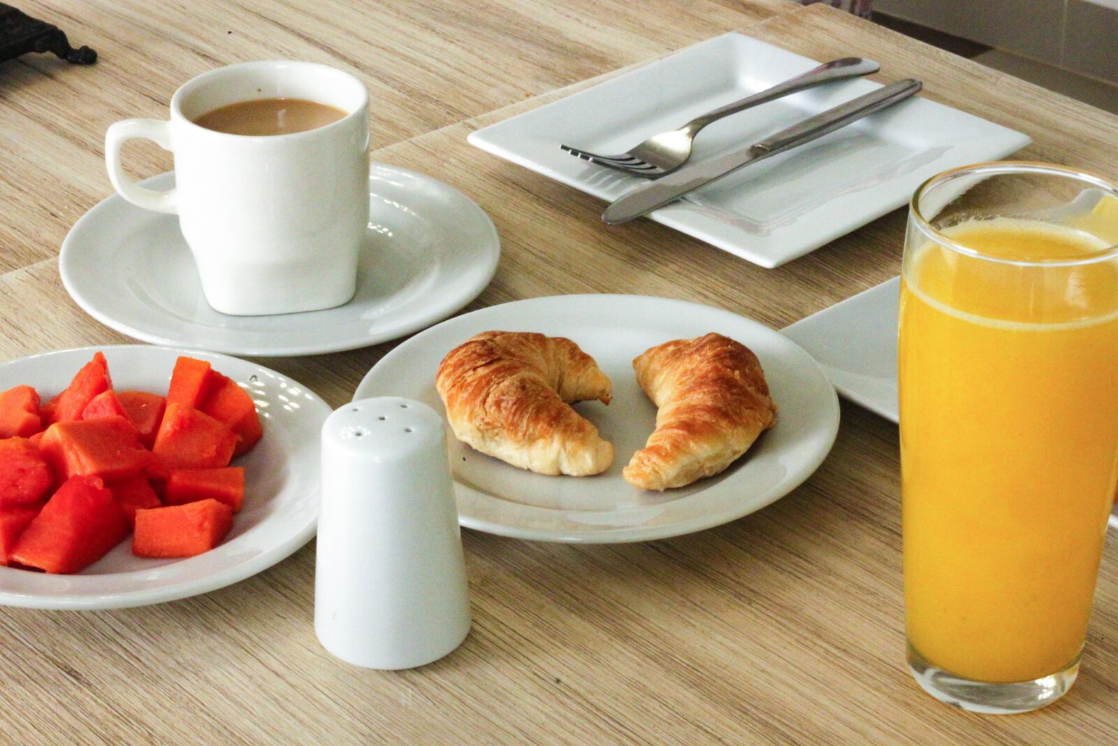 Canon EOS 500D (EOS Rebel T1i / EOS Kiss X3) sample photo. Drink, breakfast, juice photography