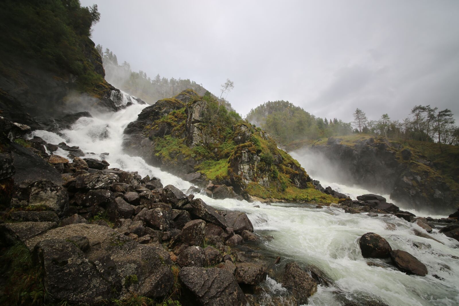 Canon EOS 5D Mark III sample photo. Norway, waterfall, scandinavia photography