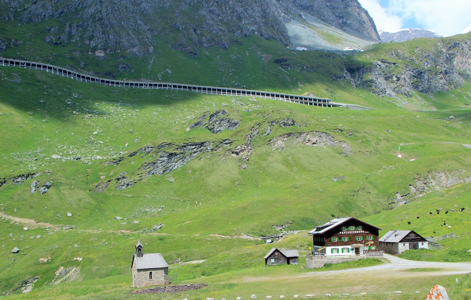 Canon EOS 600D (Rebel EOS T3i / EOS Kiss X5) sample photo. Hochlapenstrasse, dam, mountains photography