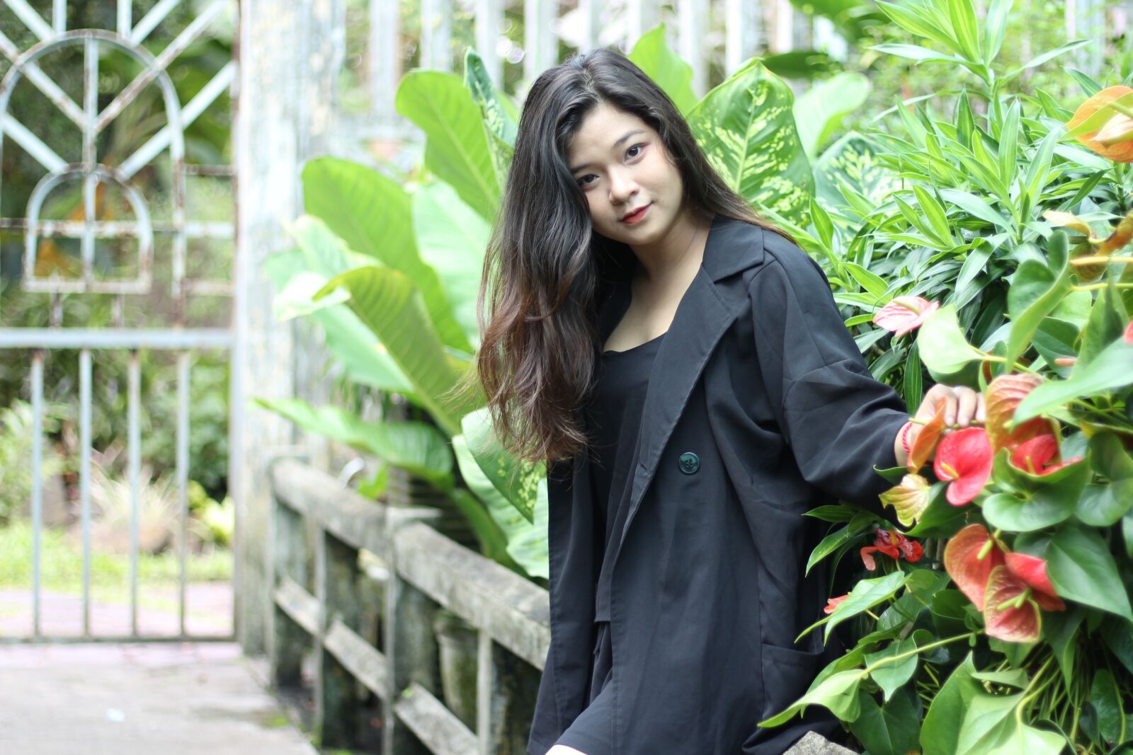 Canon EOS 1300D (EOS Rebel T6 / EOS Kiss X80) + Canon EF 50mm F1.8 STM sample photo. Vietnamese, vietnam, asian photography