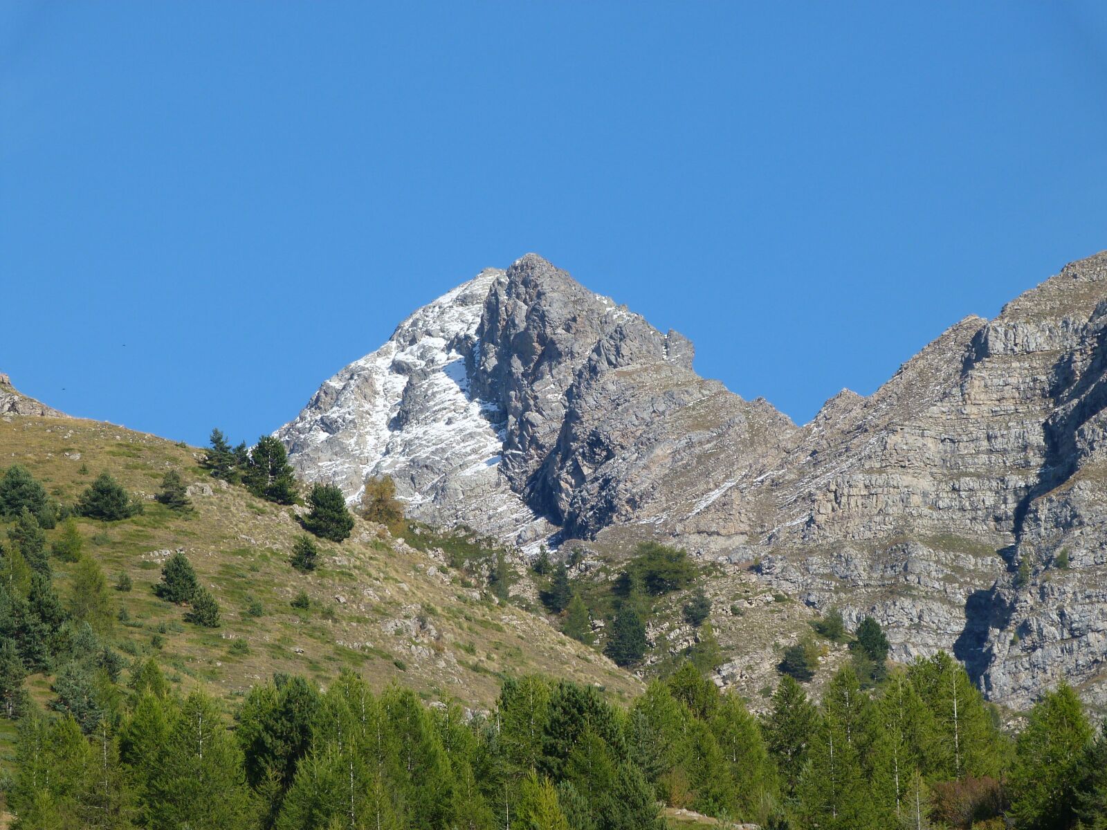 Panasonic Lumix DMC-FZ40 (Lumix DMC-FZ45) sample photo. Landscape, mountain, the ecrins photography