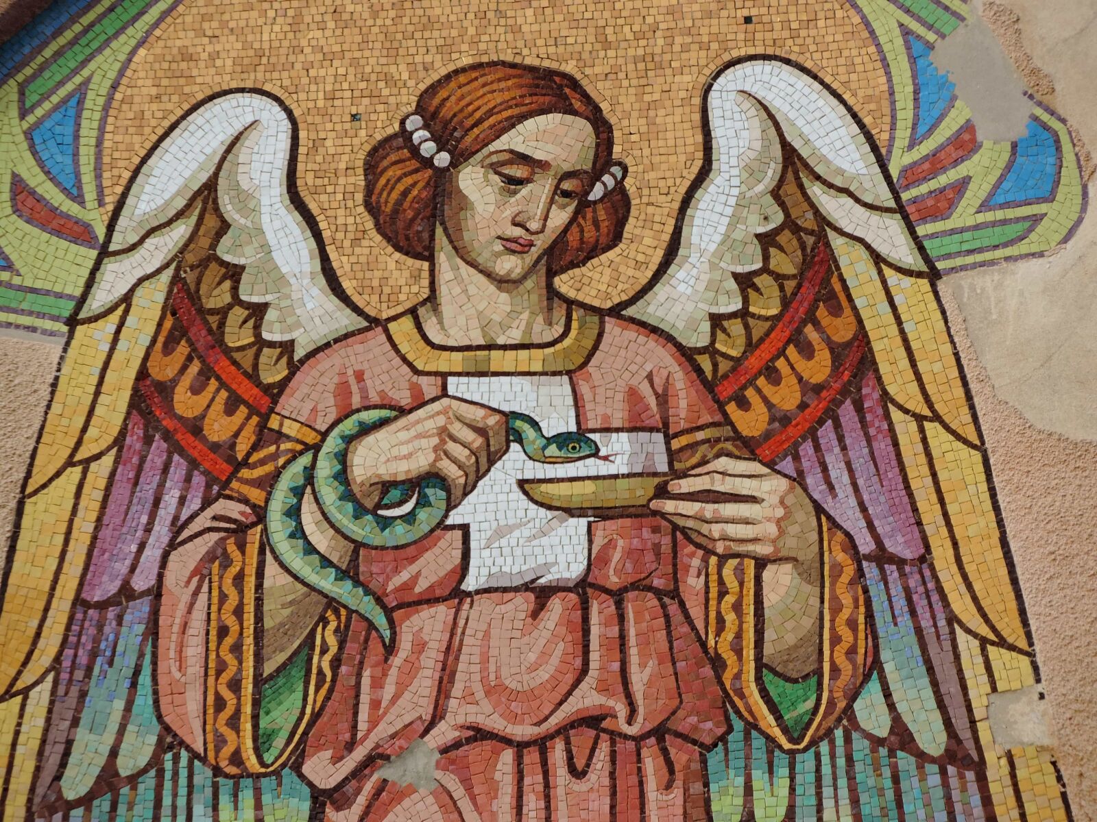Nikon Coolpix P520 sample photo. Angel, colorful, facade, saint photography