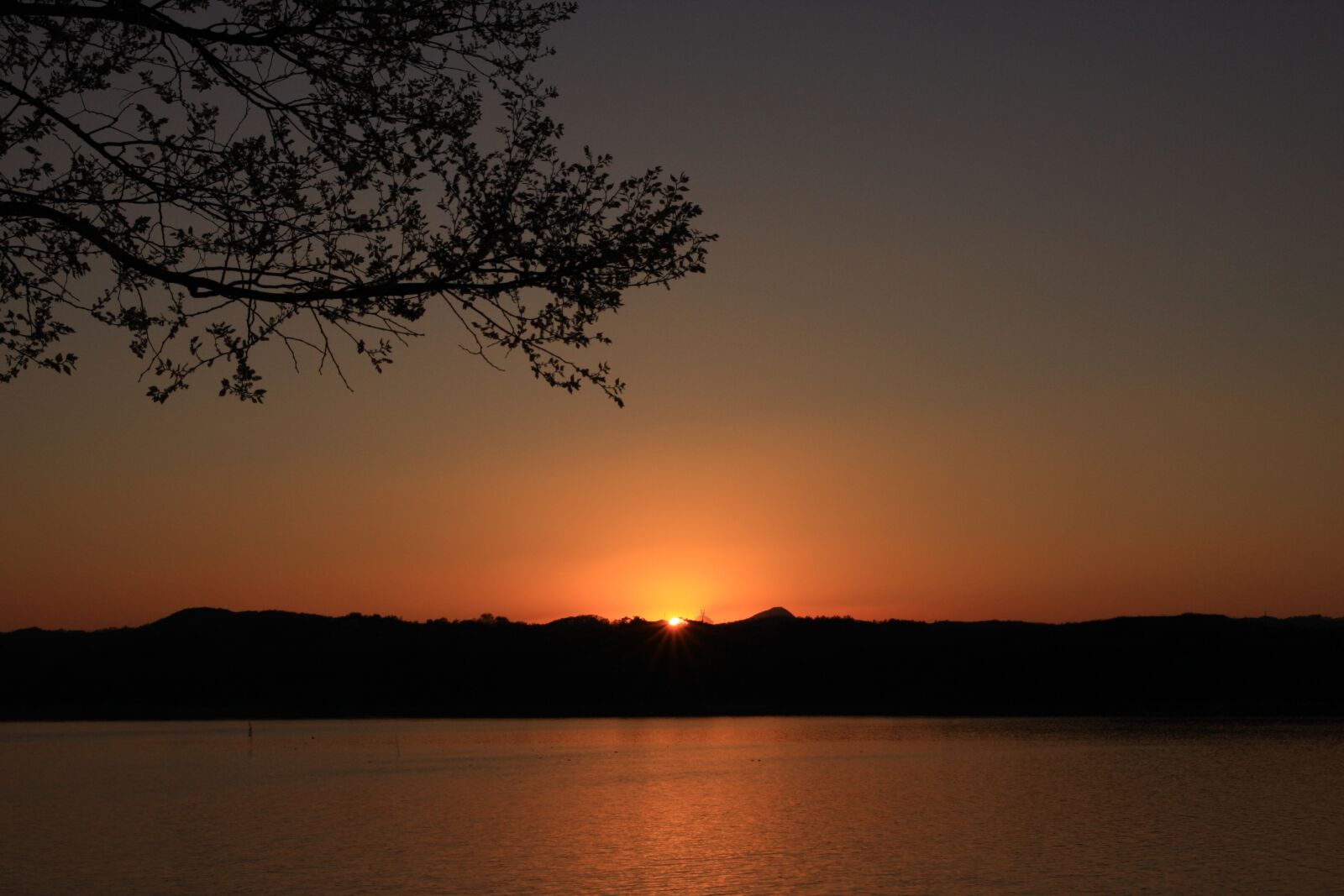 Canon EOS 40D sample photo. Glow, atmosphere, sunset photography