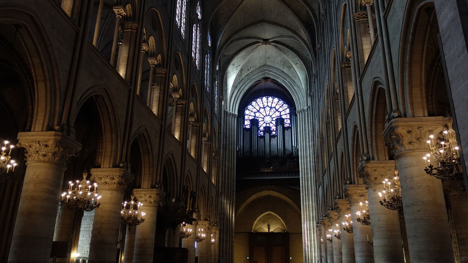 Sony Cyber-shot DSC-RX100 sample photo. Notre dame de paris photography