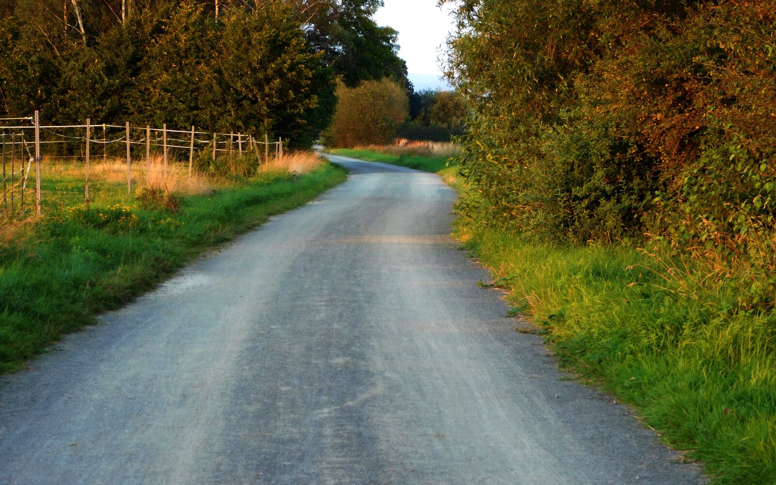 Nikon Coolpix L840 sample photo. Away, road, landscape photography