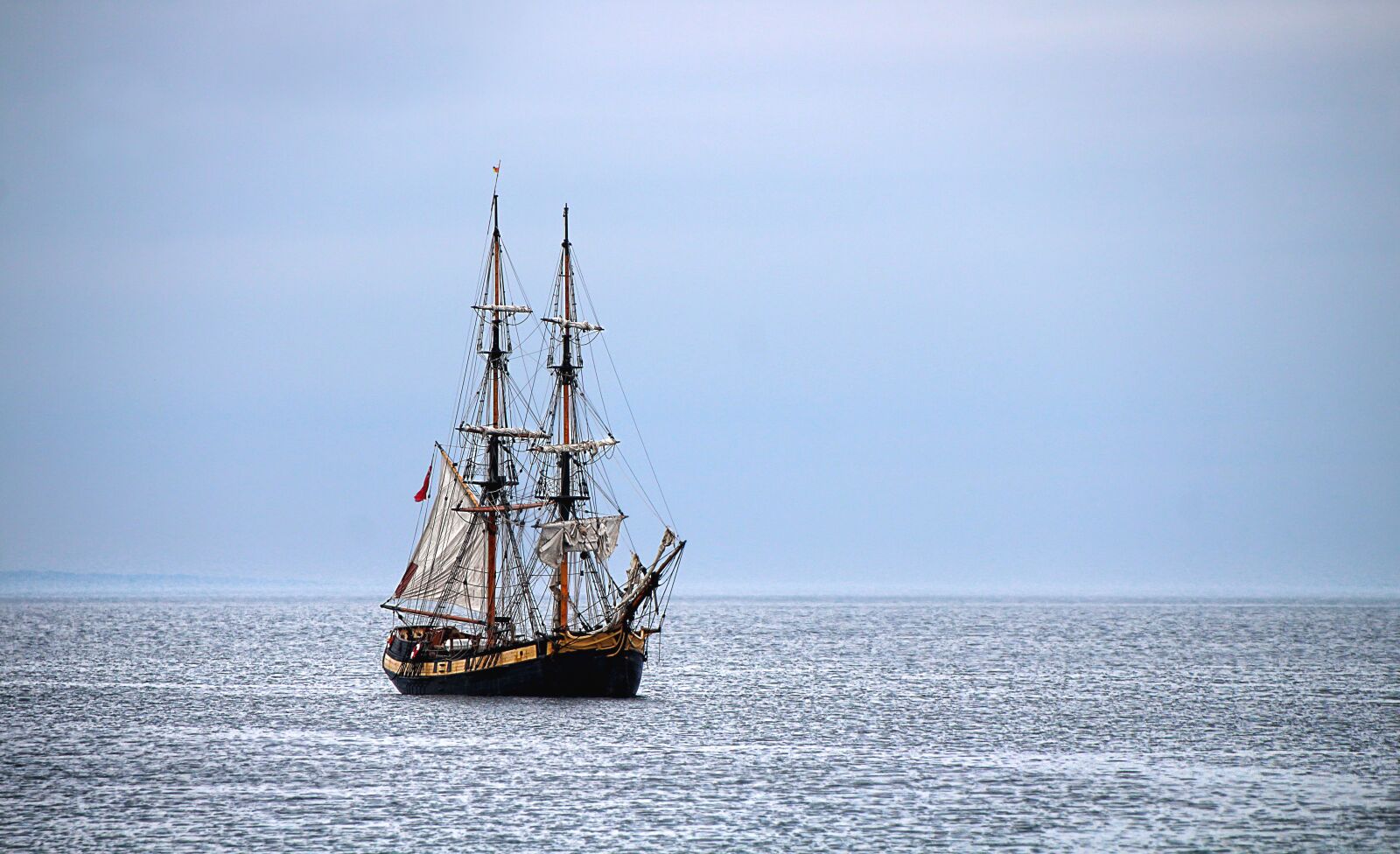 Canon EOS 1300D (EOS Rebel T6 / EOS Kiss X80) sample photo. Ship, sea, sailing vessel photography
