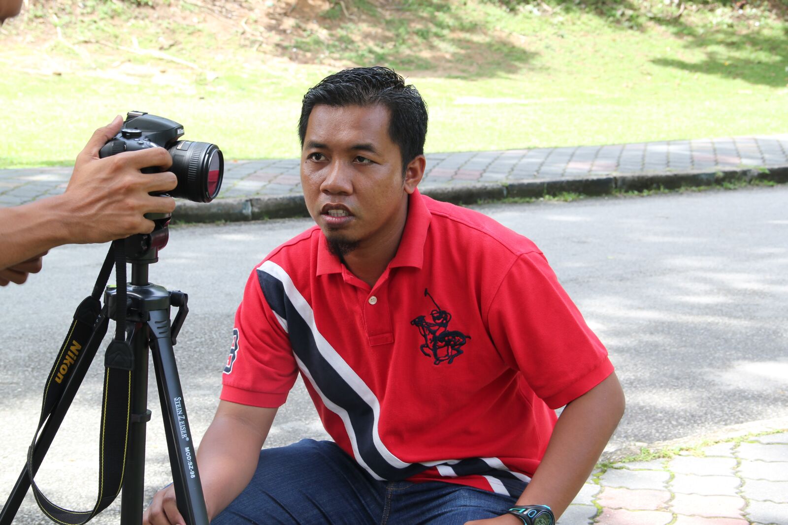 Canon EOS 550D (EOS Rebel T2i / EOS Kiss X4) sample photo. Dslr, red, camera photography