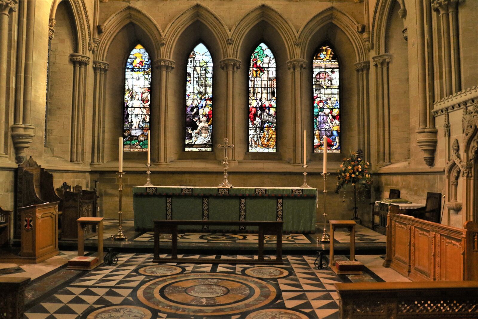 Canon EOS 7D Mark II sample photo. Church, minster, architecture photography