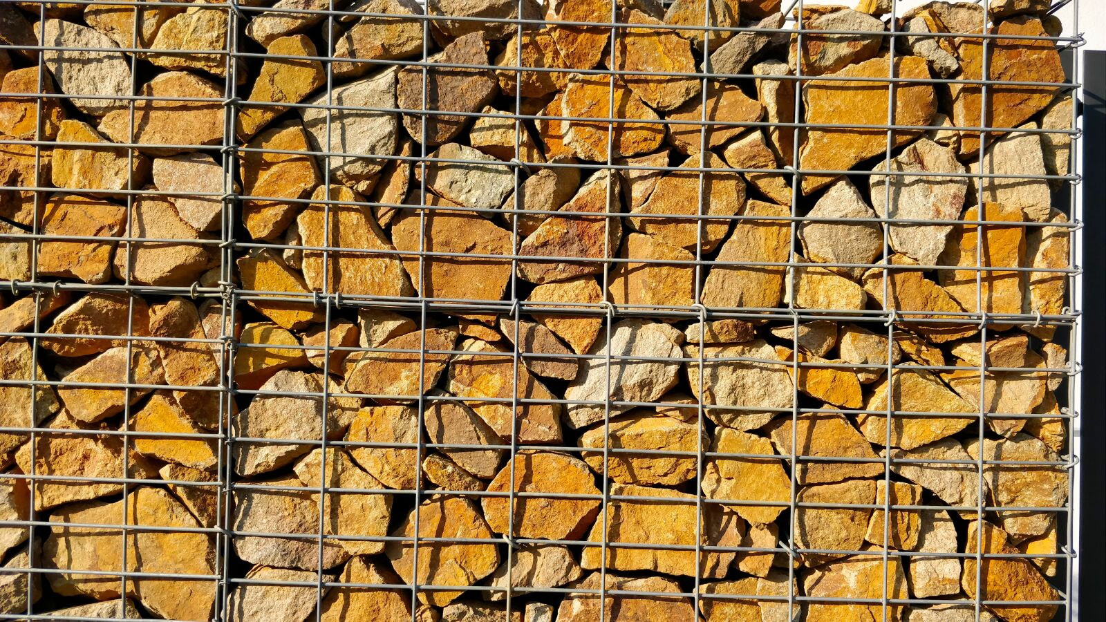 OnePlus 5 sample photo. Stones, texture, wall photography