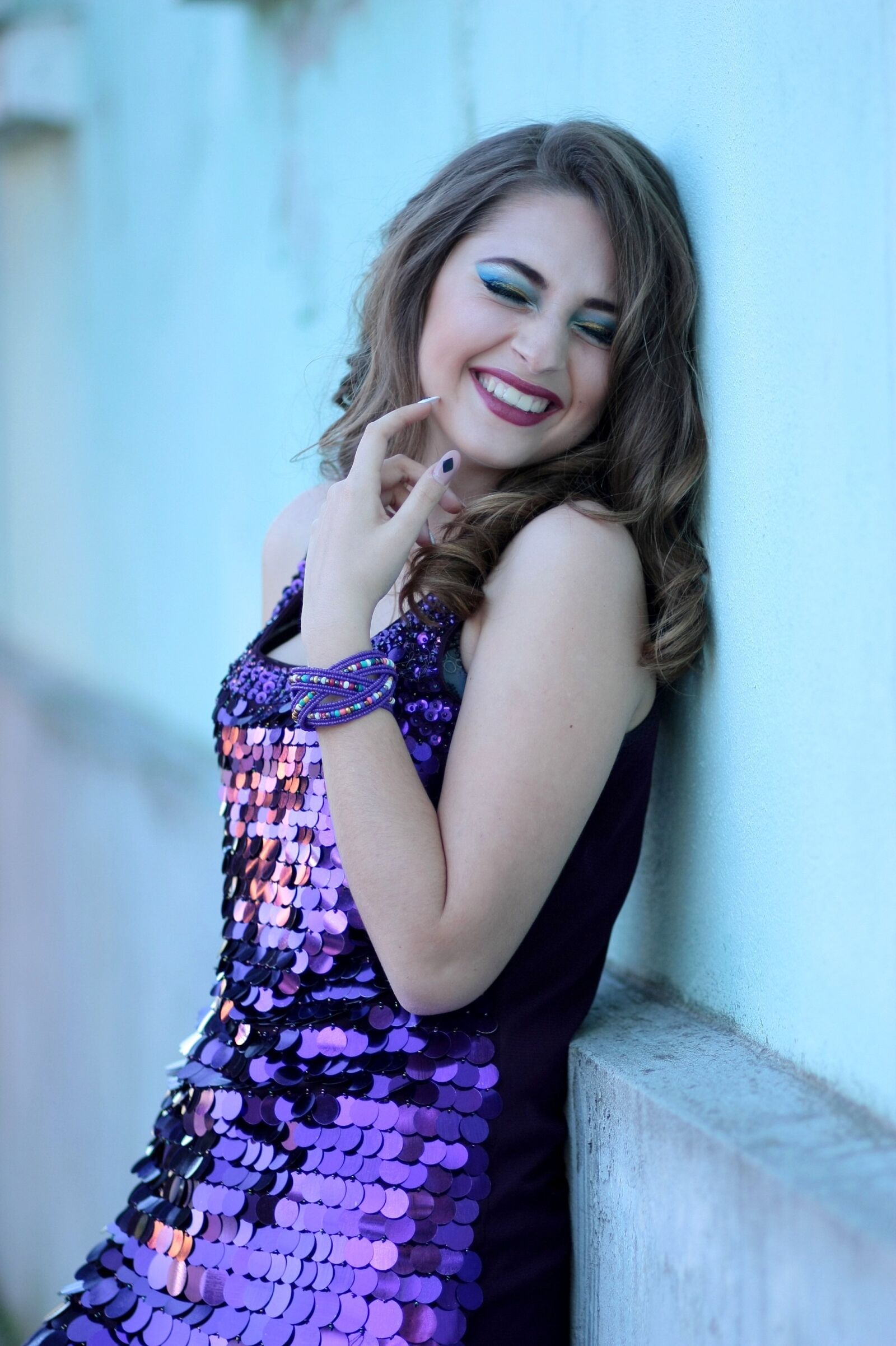 Canon EOS 450D (EOS Rebel XSi / EOS Kiss X2) sample photo. Girl, smile, dress photography