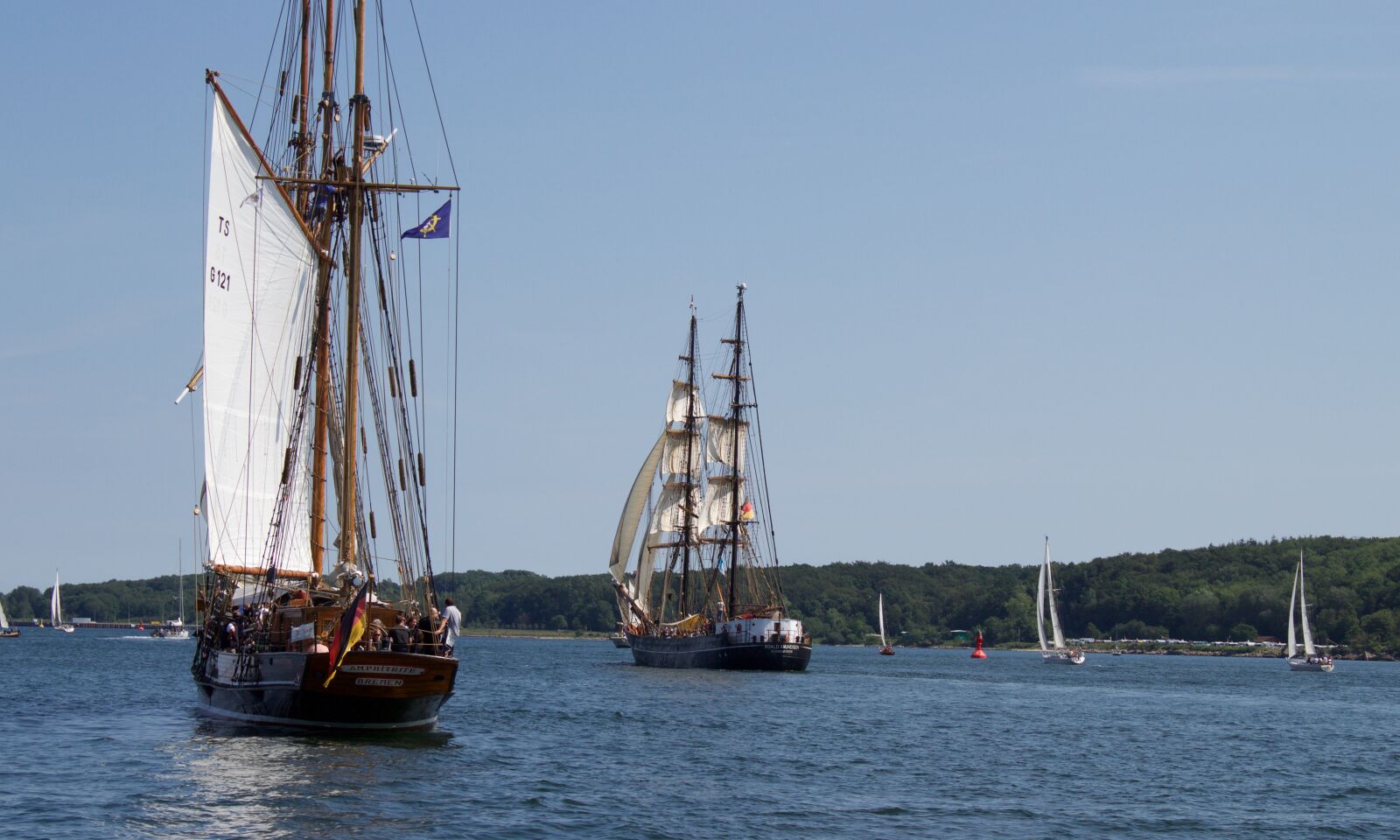 Canon EOS 1300D (EOS Rebel T6 / EOS Kiss X80) sample photo. Kieler firth, baltic sea photography