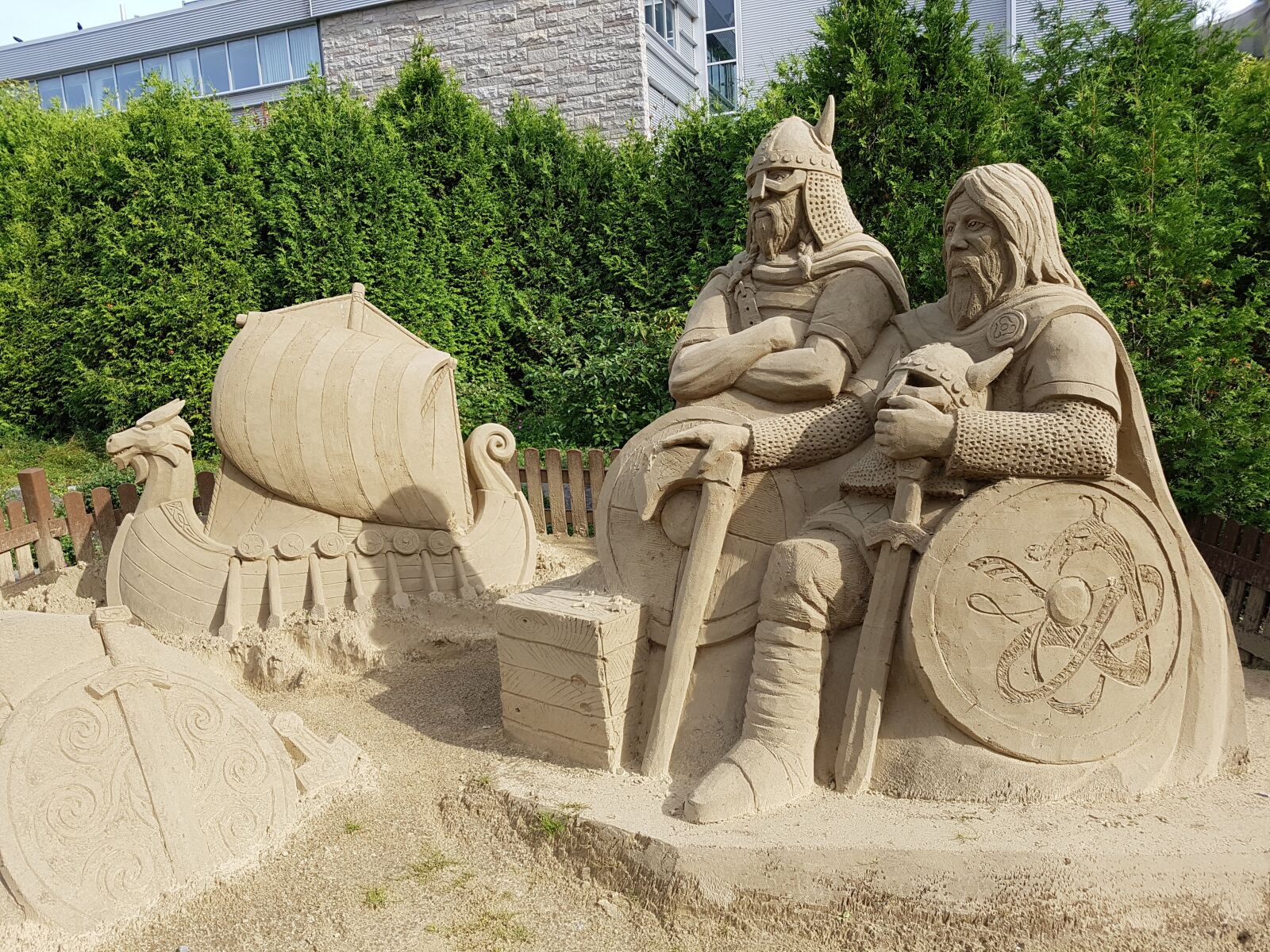 Samsung Galaxy S7 Edge sample photo. Sand, sculpture, viking photography