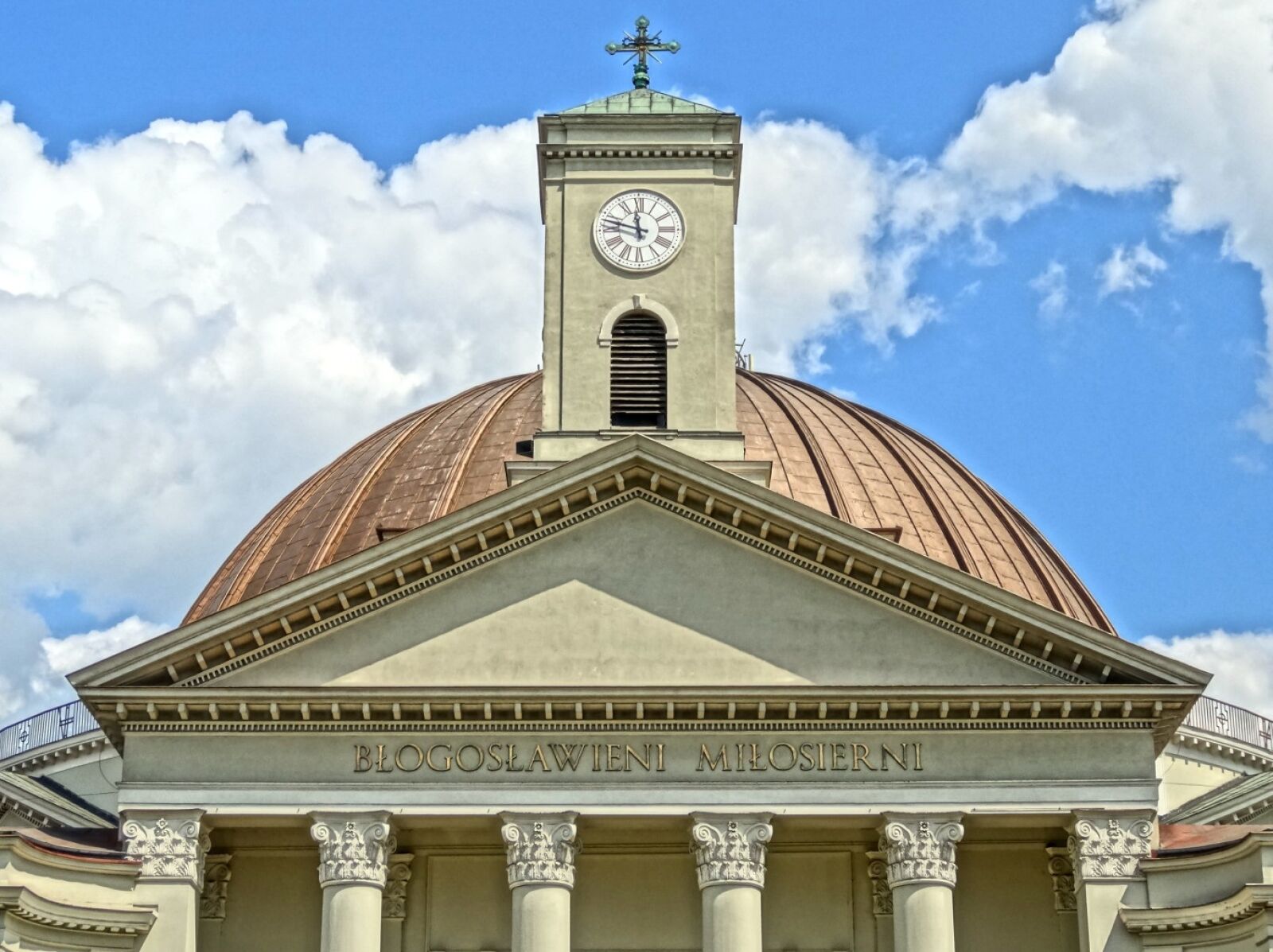 Sony Cyber-shot DSC-HX20V sample photo. Clock, dome, st peter's photography
