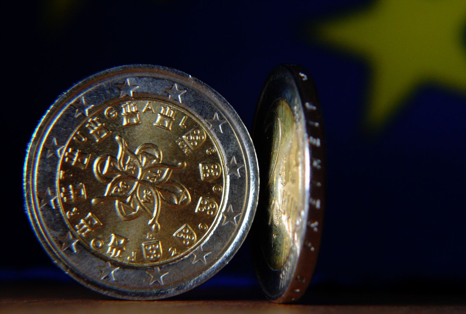 Leica V-LUX 1 sample photo. Euro, euro coin, money photography